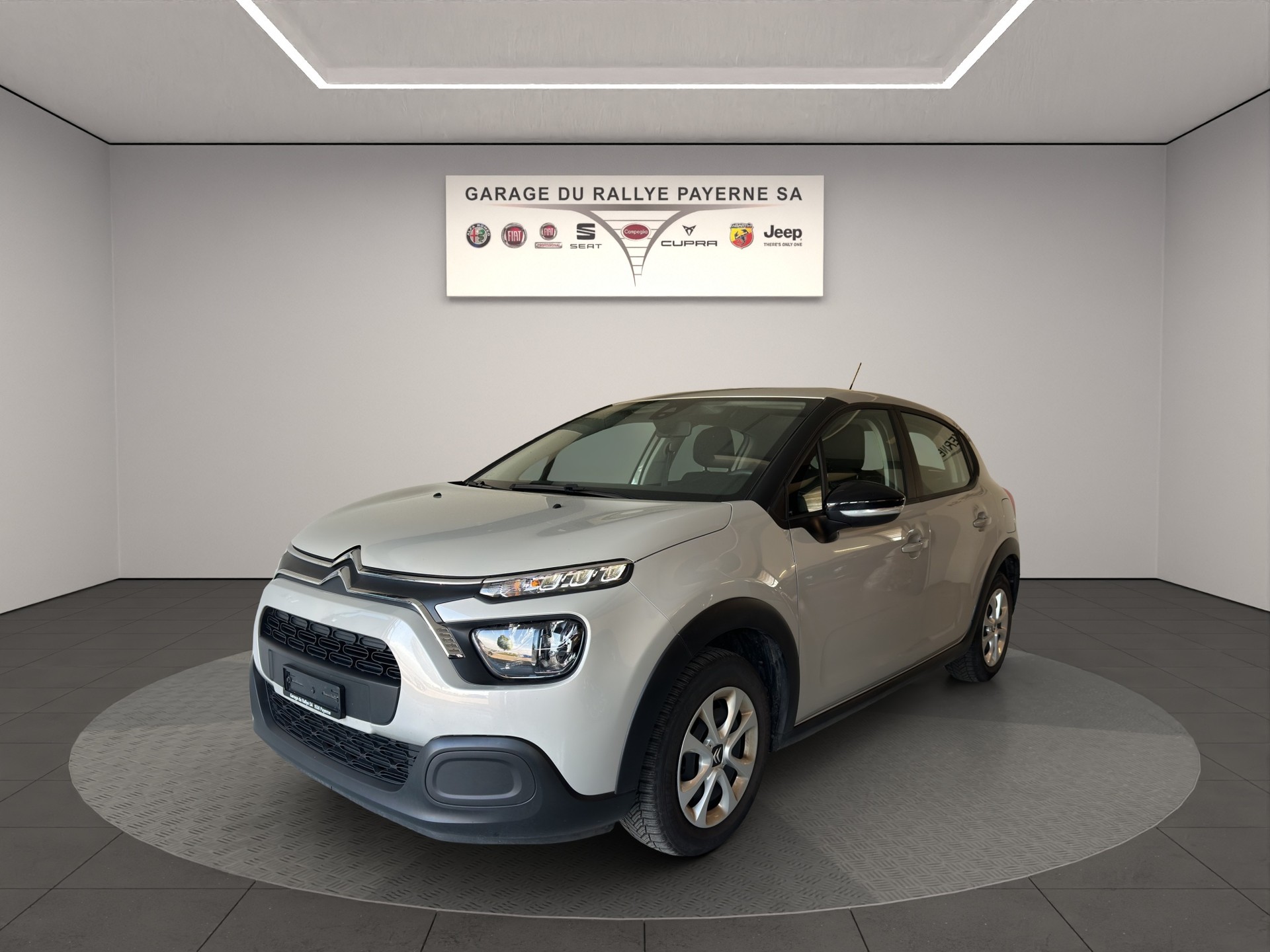CITROEN C3 1.2i PureTech Feel-image-1
