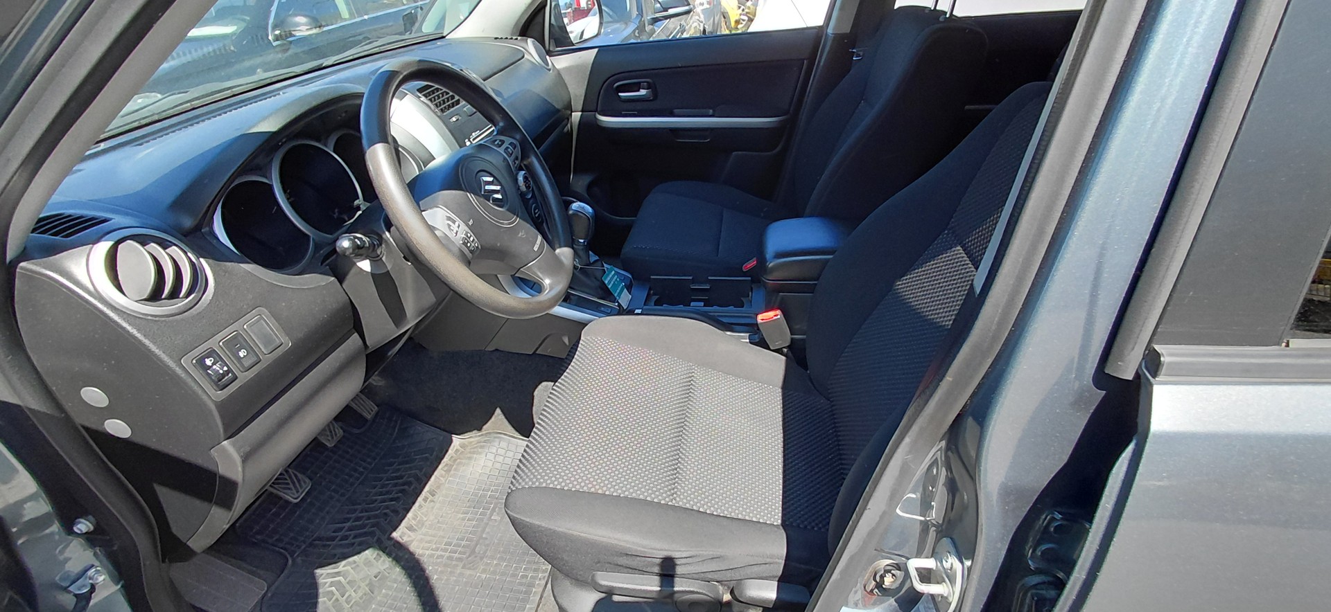 SUZUKI Grand Vitara 1.9 TD-image-5