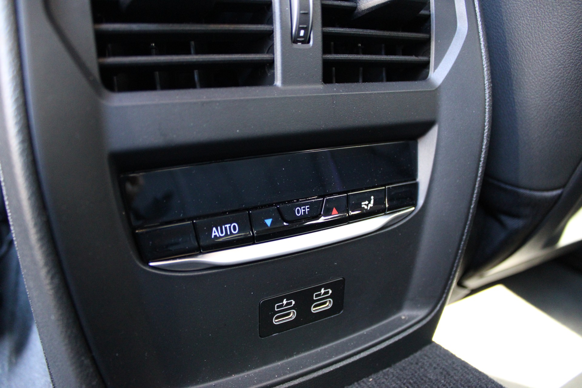 BMW i4 M60 M Sport Pro-image-13