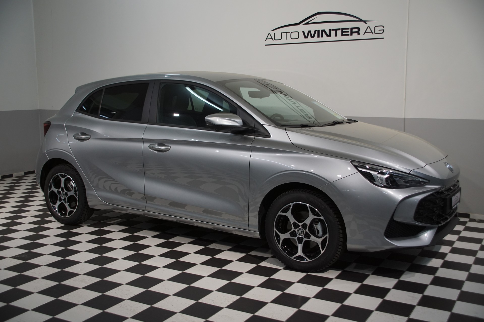 MG 3 1.5 Hybrid Luxury Automat ++SWISS++-image-2