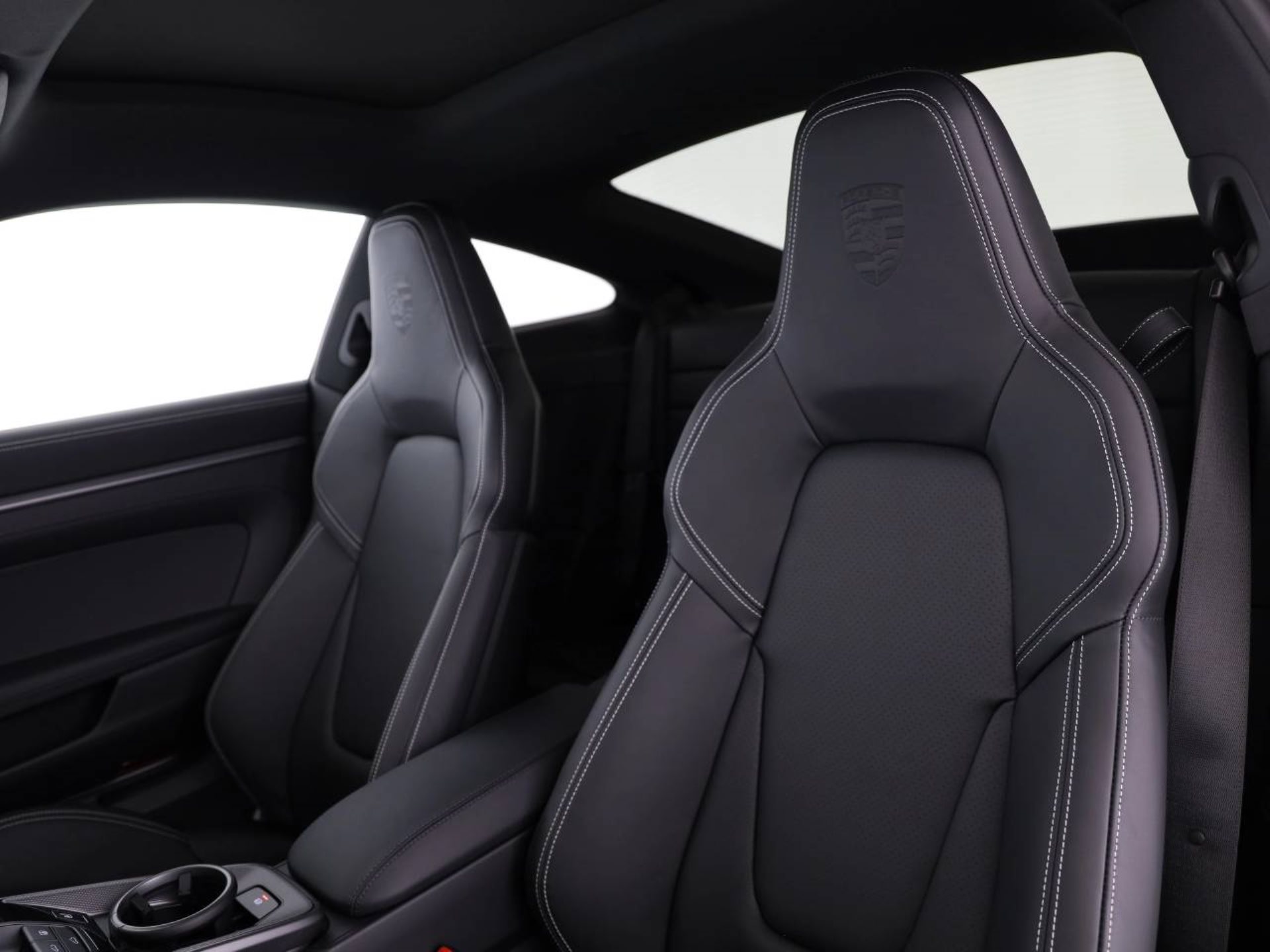 PORSCHE 911 Carrera-image-15