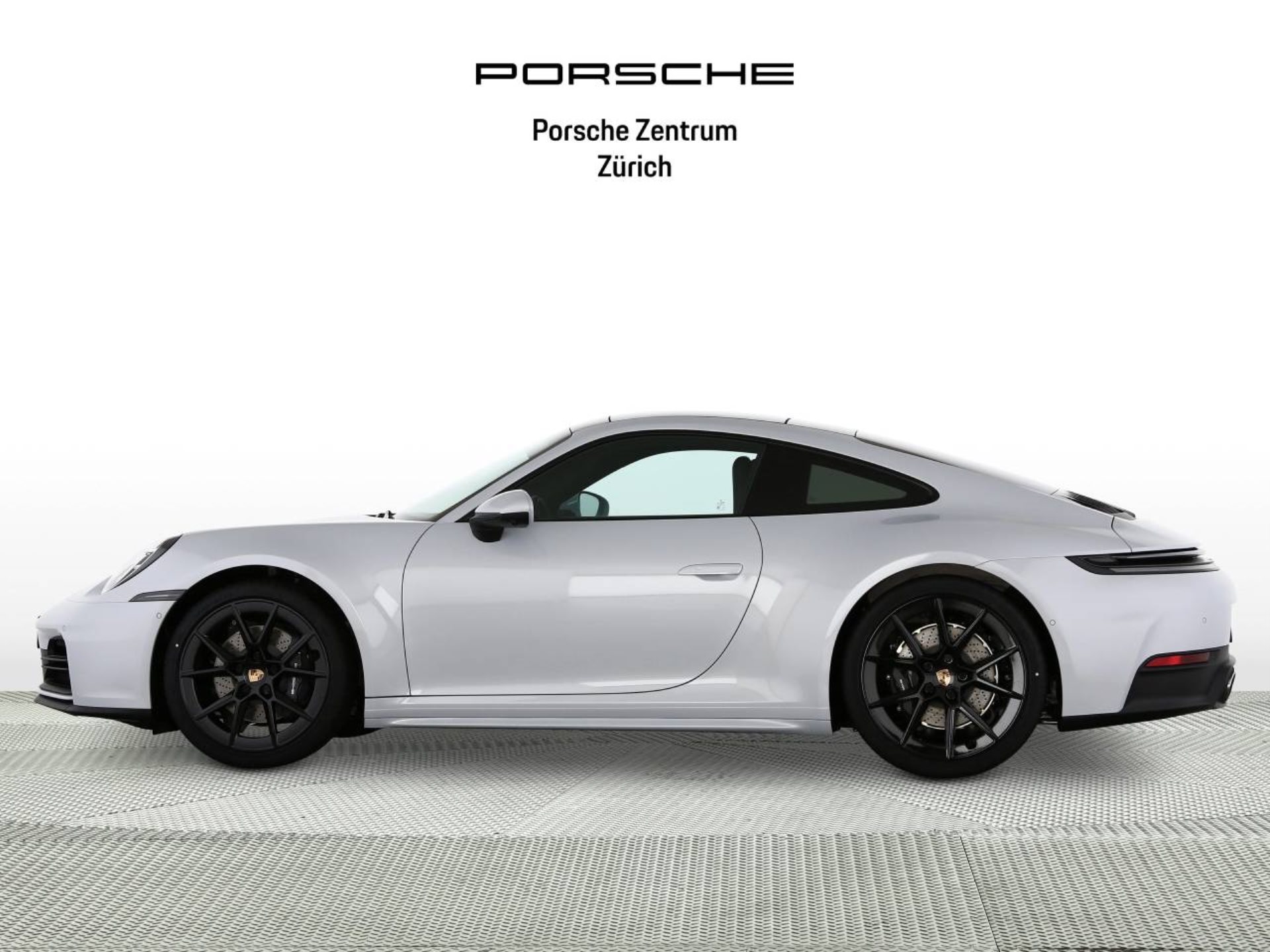 PORSCHE 911 Carrera-showroom-element-1