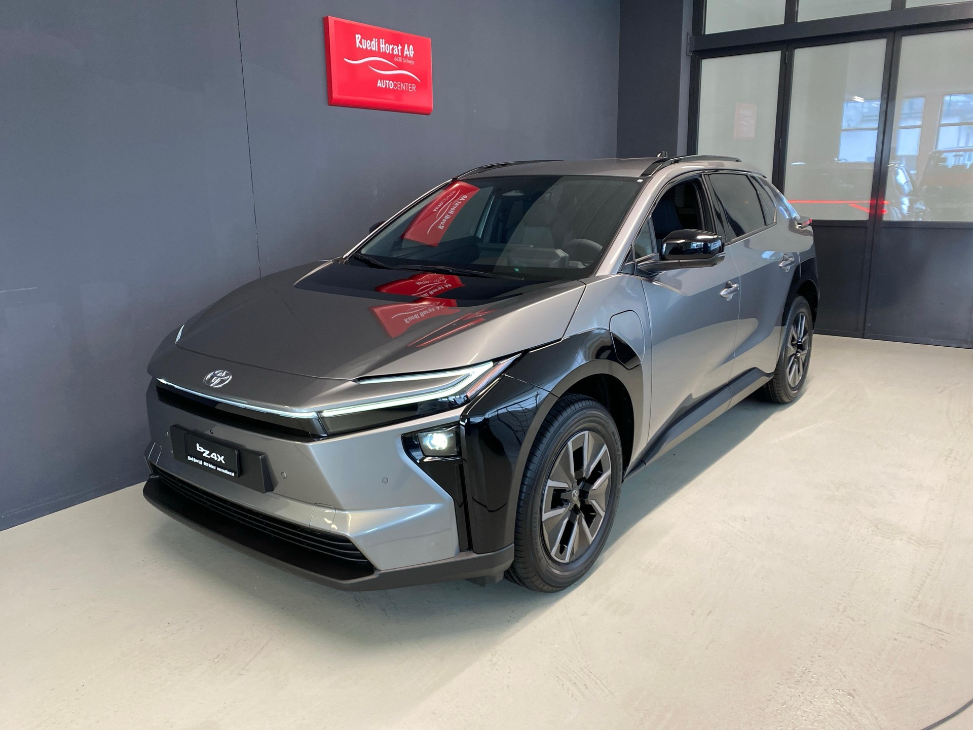 TOYOTA bZ4X Style AWD-image-0