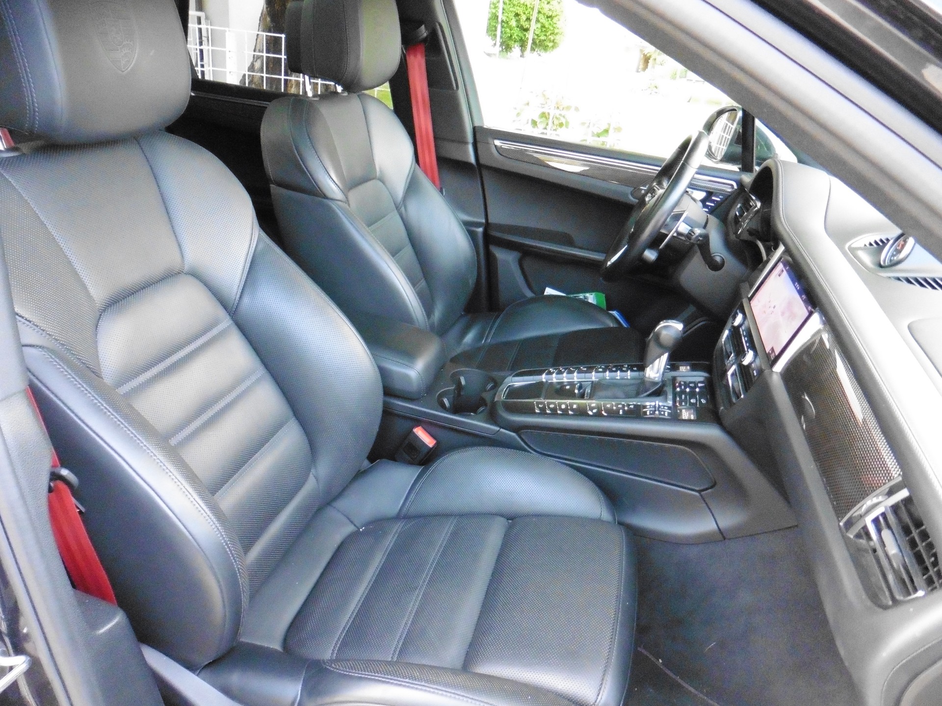 PORSCHE Macan S PDK-image-28