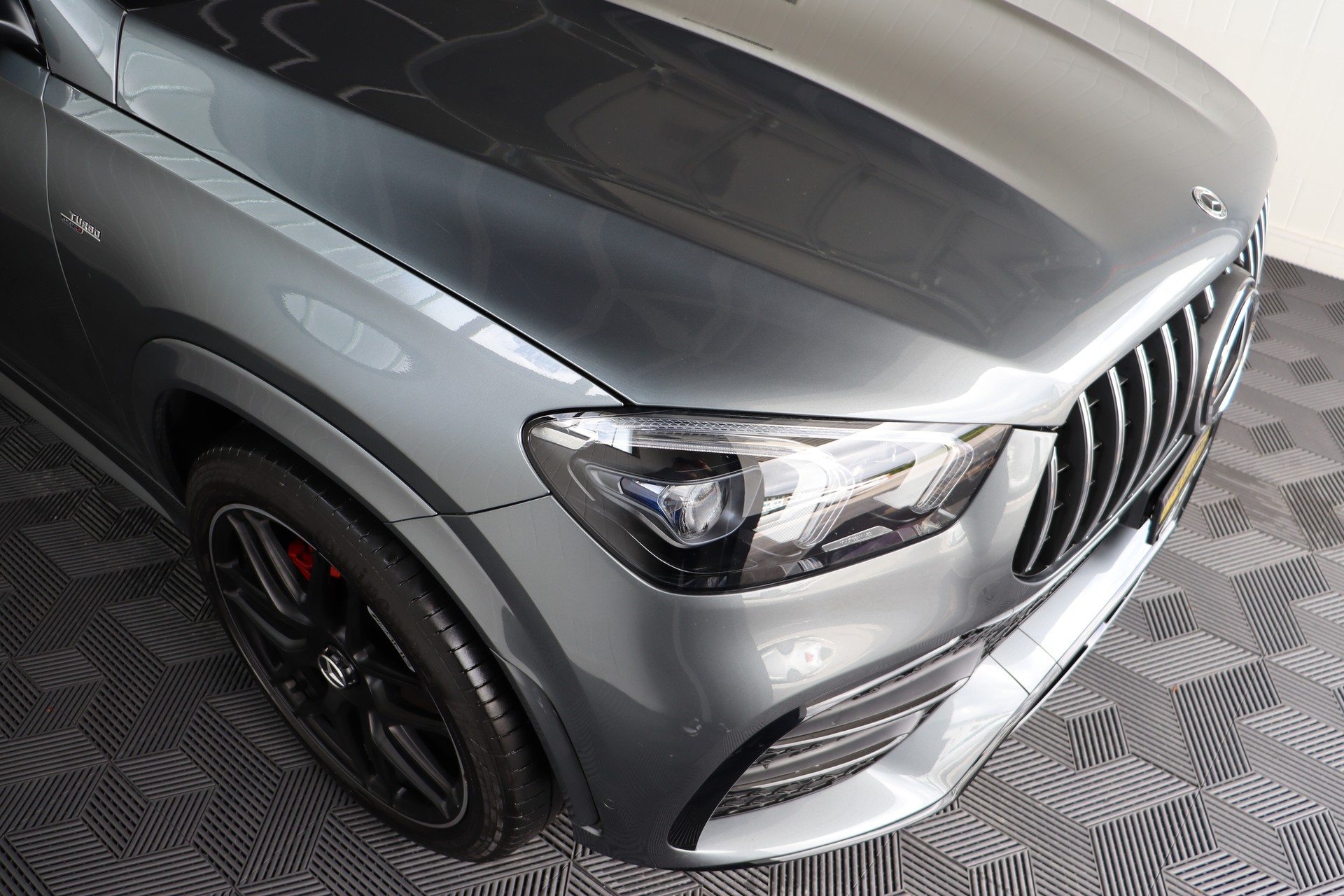 MERCEDES-BENZ GLE 53 AMG 4Matic+ 9G-Speedshift-image-2
