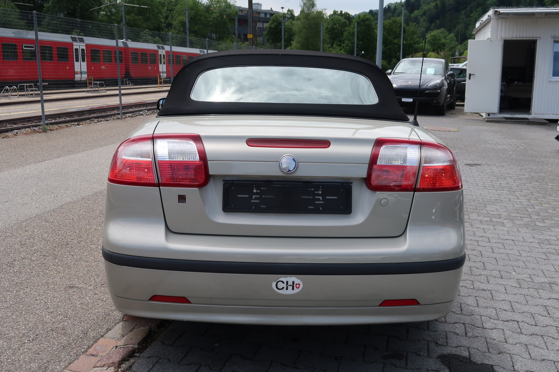 SAAB 9-3 2.0 (1.8t) Vector-image-5