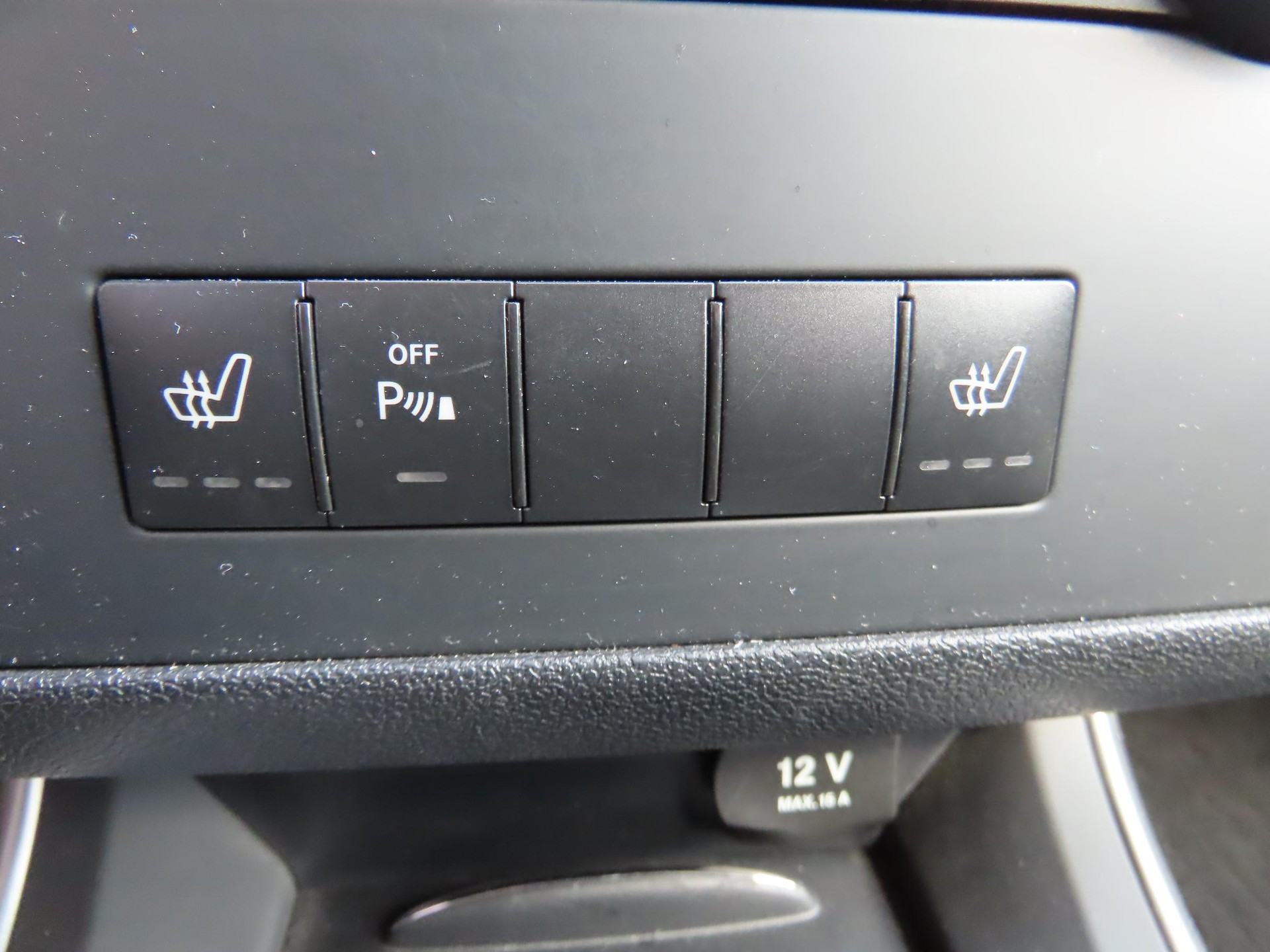 MERCEDES-BENZ A 180 Avantgarde-image-11