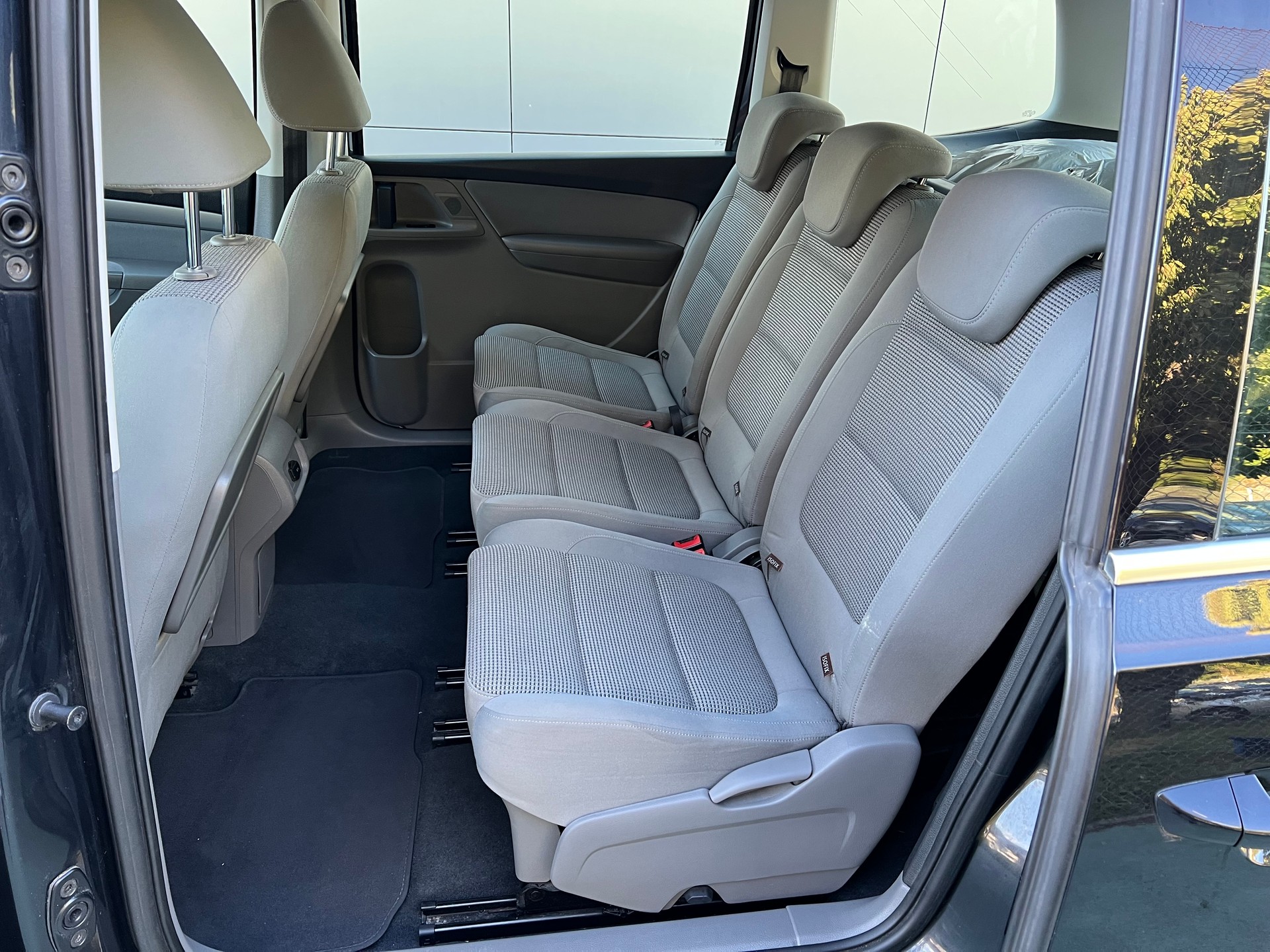 VW Sharan 2.0 TDI BlueMotion Technology Comfortline-image-11