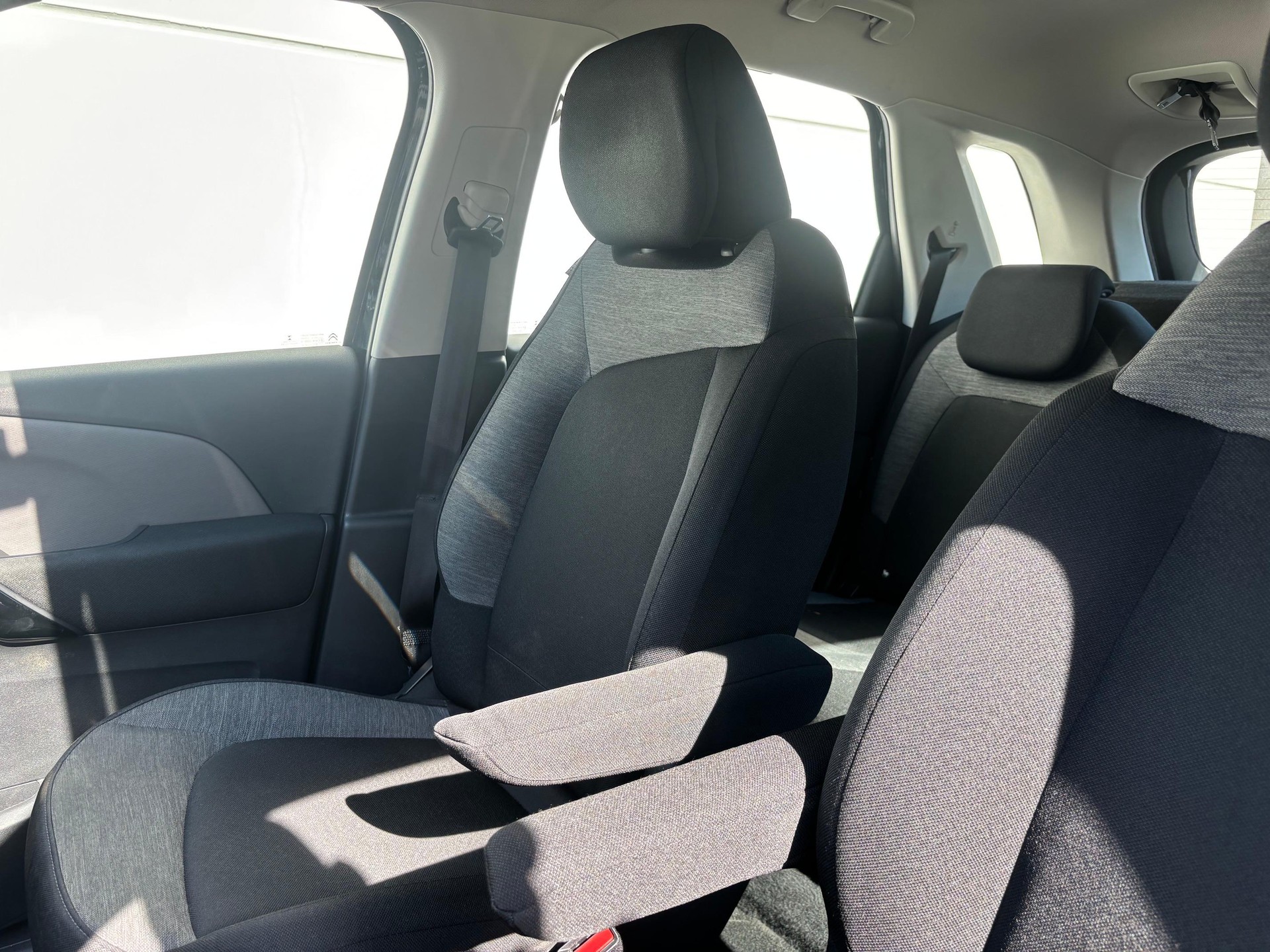 CITROEN C4 Picasso 1.2 PureTech 130 Intensive-image-8