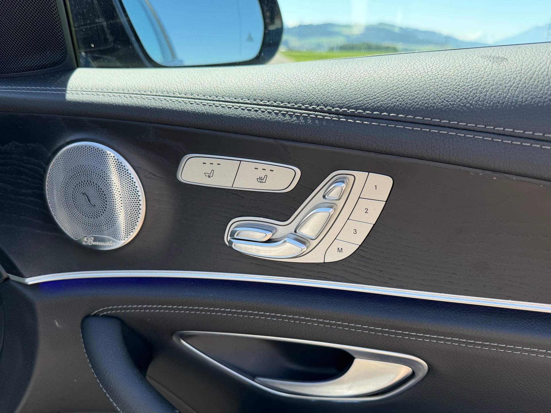 MERCEDES-BENZ E 400 AMG Line 4matic-image-7