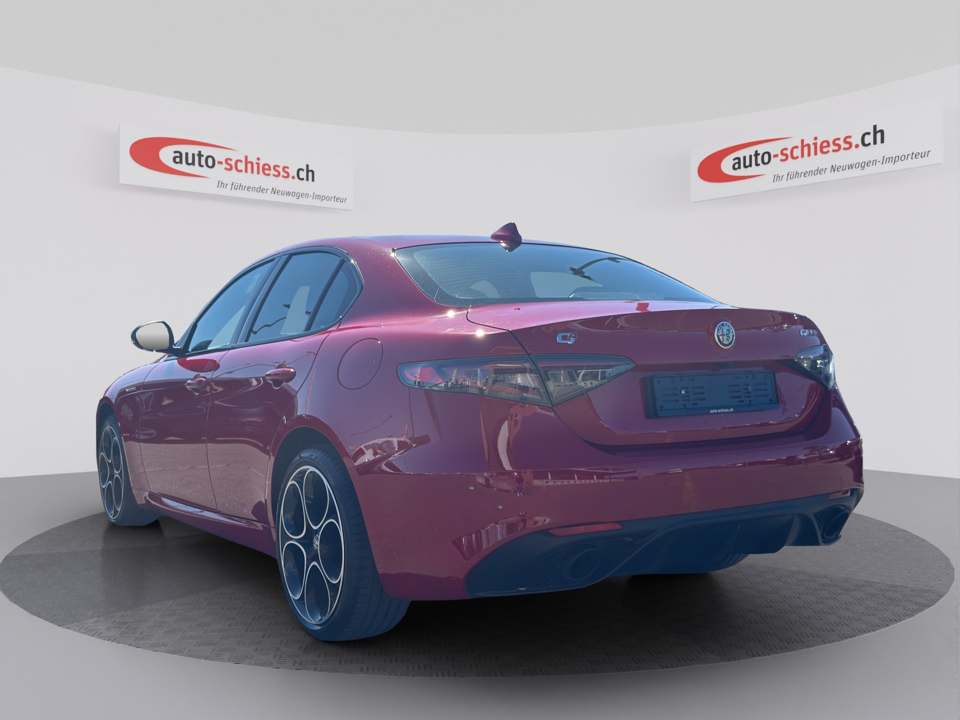 ALFA ROMEO Giulia 2.0 Veloce Q4 AT8-image-2