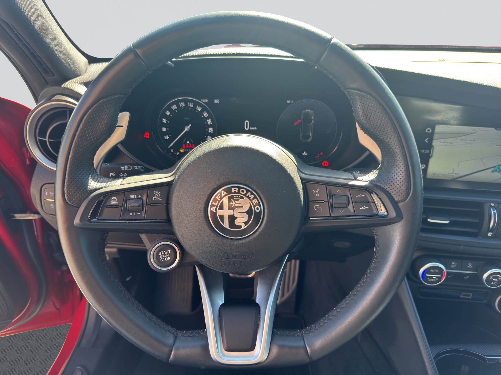 ALFA ROMEO Giulia 2.0 Veloce Q4 AT8-image-9