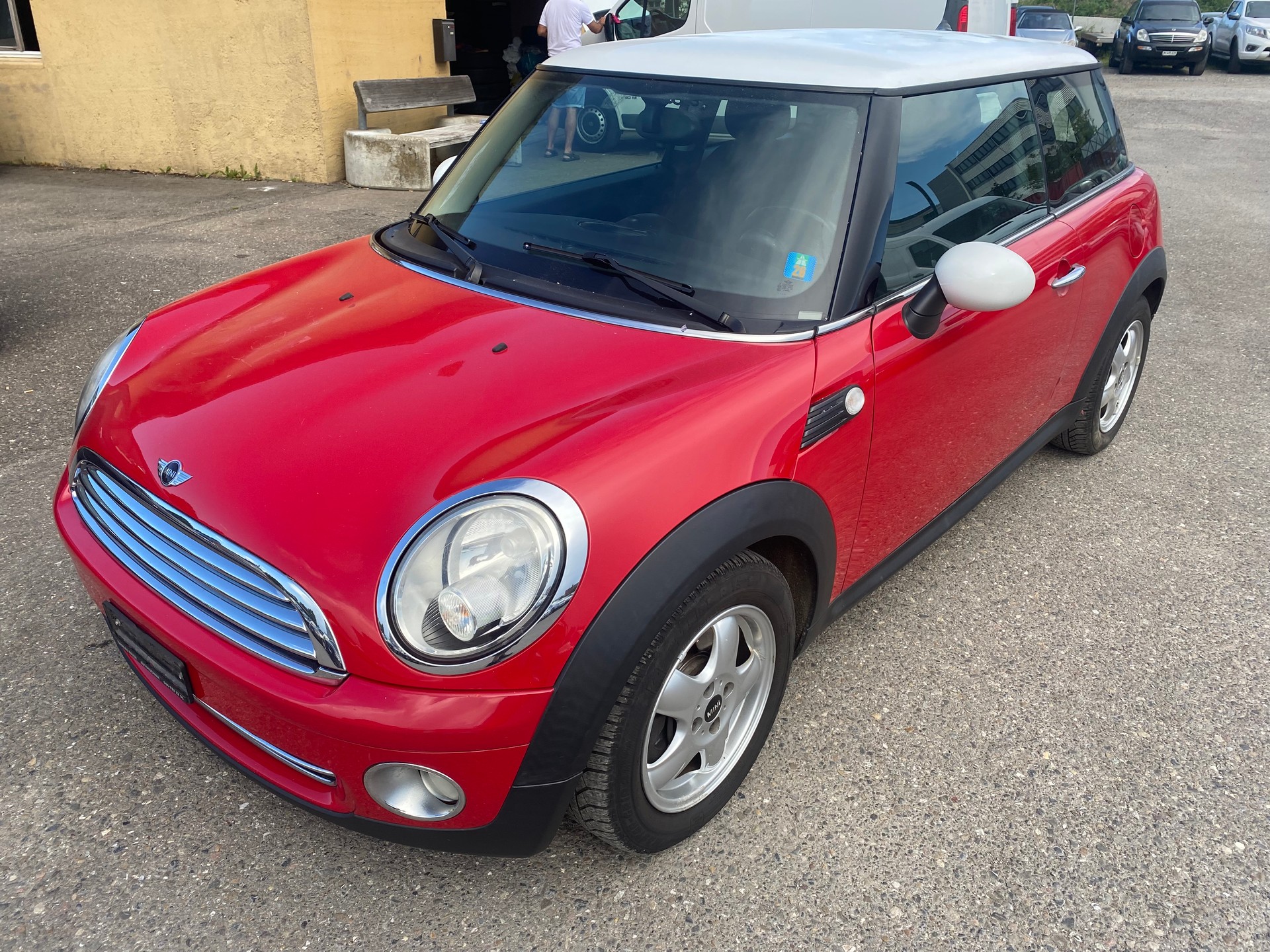 MINI Cooper-image-2