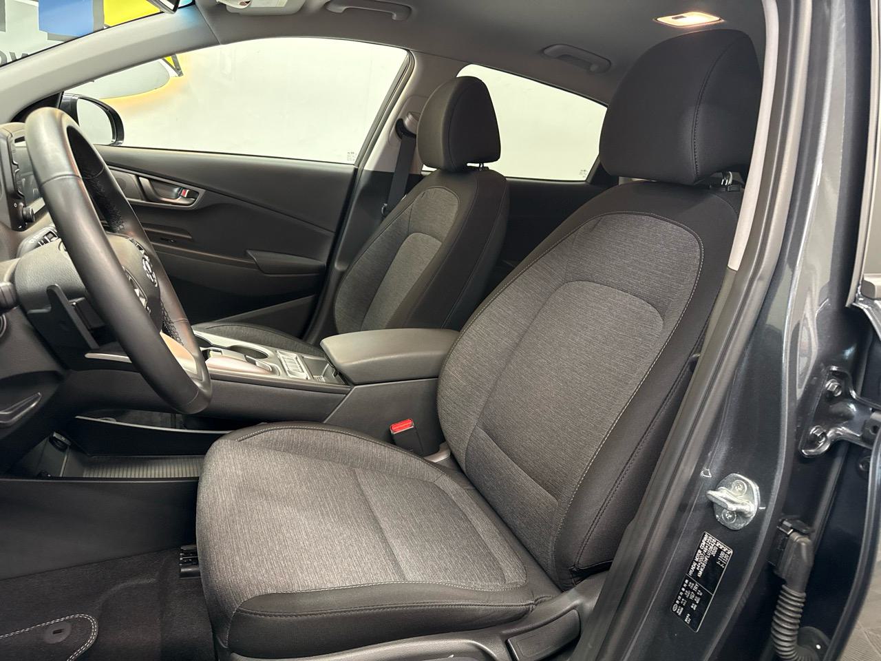 HYUNDAI Kona EV X Prime Plus NAV ACC DAB RFK PDC-showroom-element-3