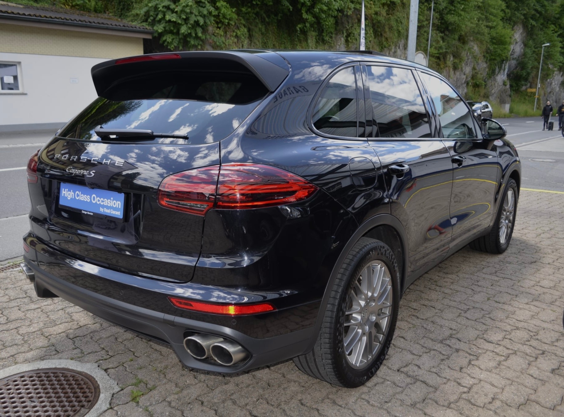 PORSCHE Cayenne S-image-3