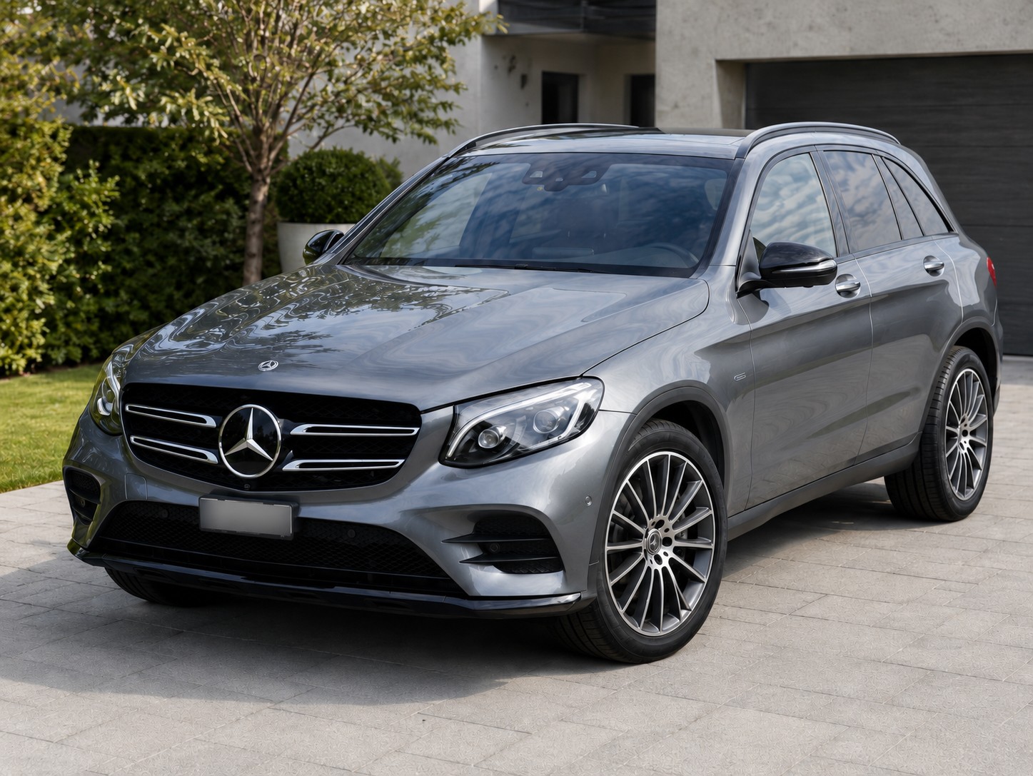 MERCEDES-BENZ GLC 350 e AMG Line 4m