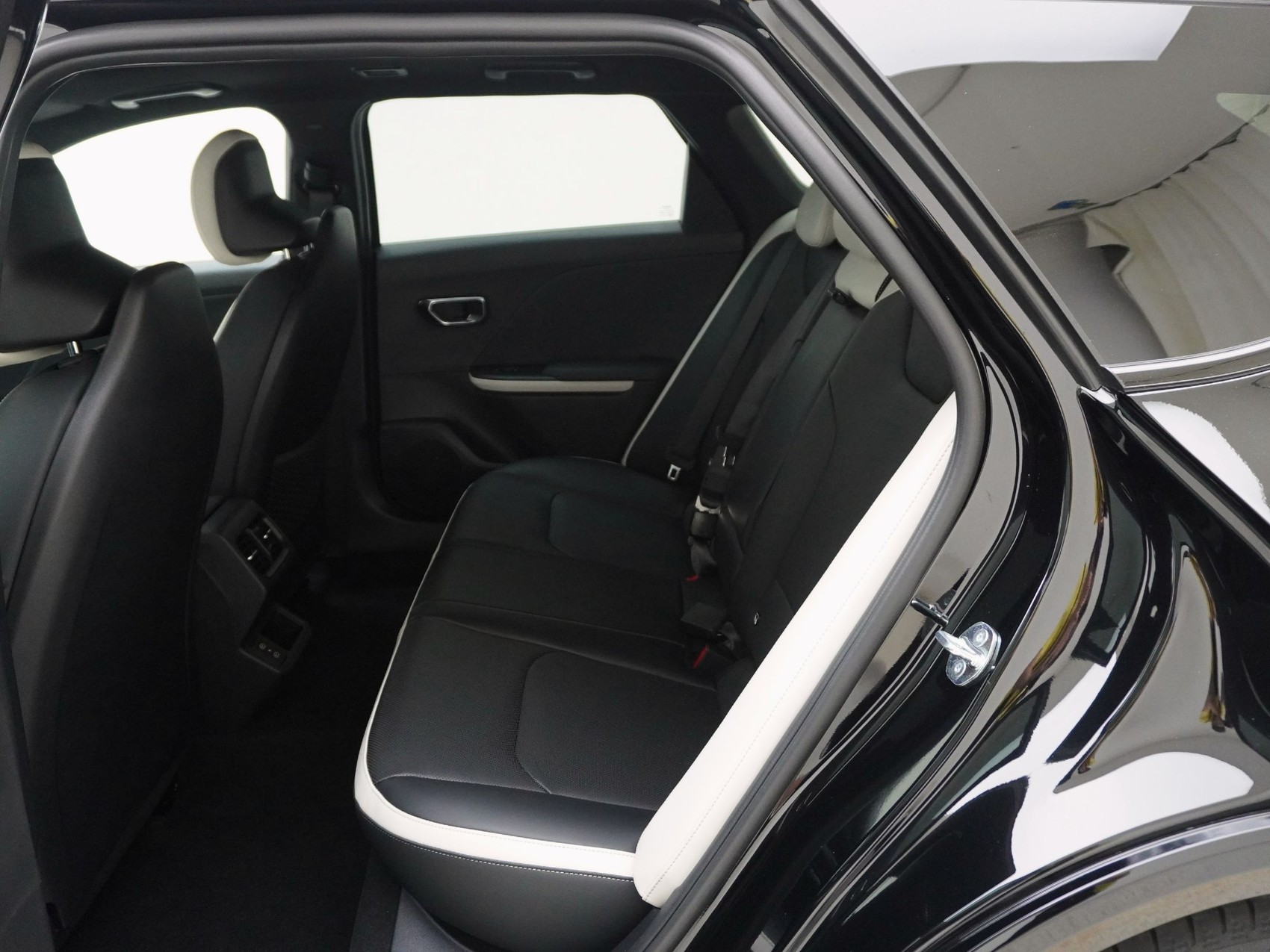 KIA K4 SW 1.6 T-GDi GT-Line-image-12