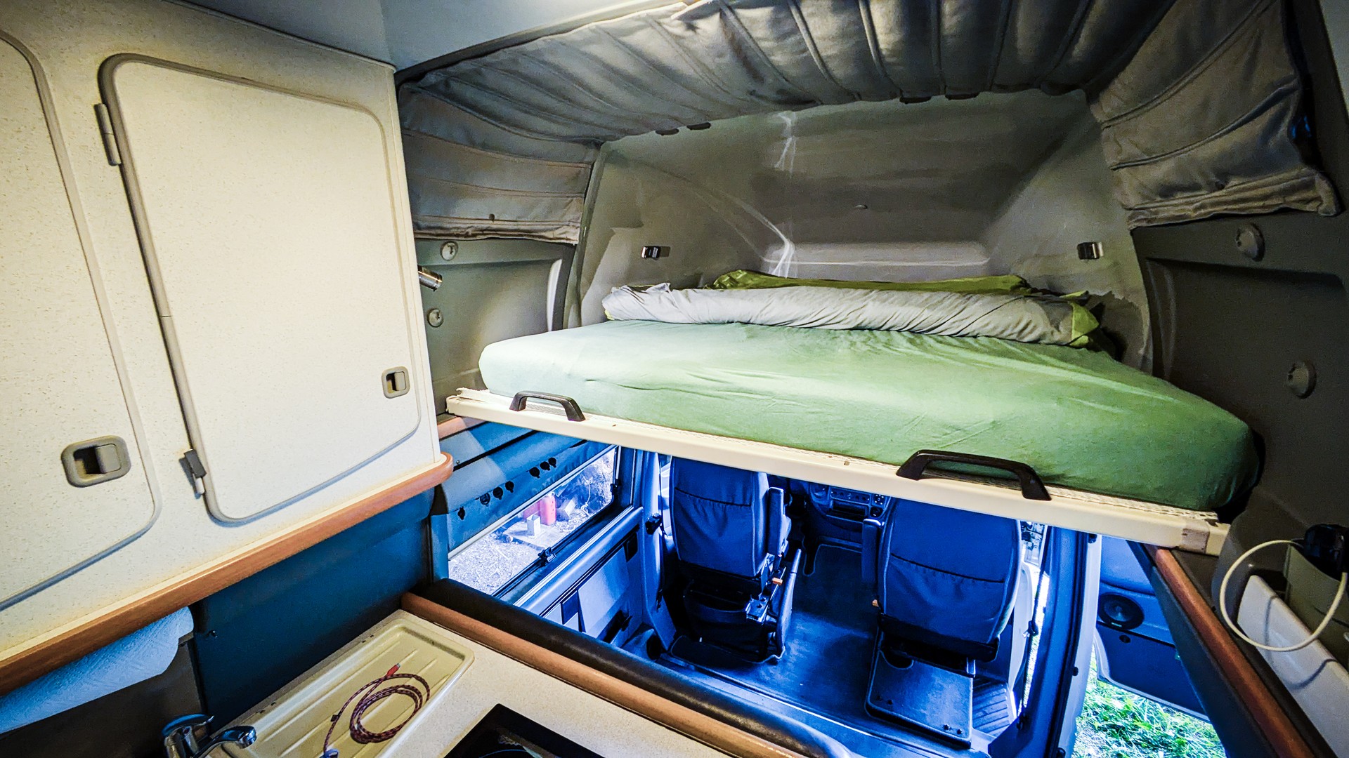 MERCEDES-BENZ James Cook-image-5