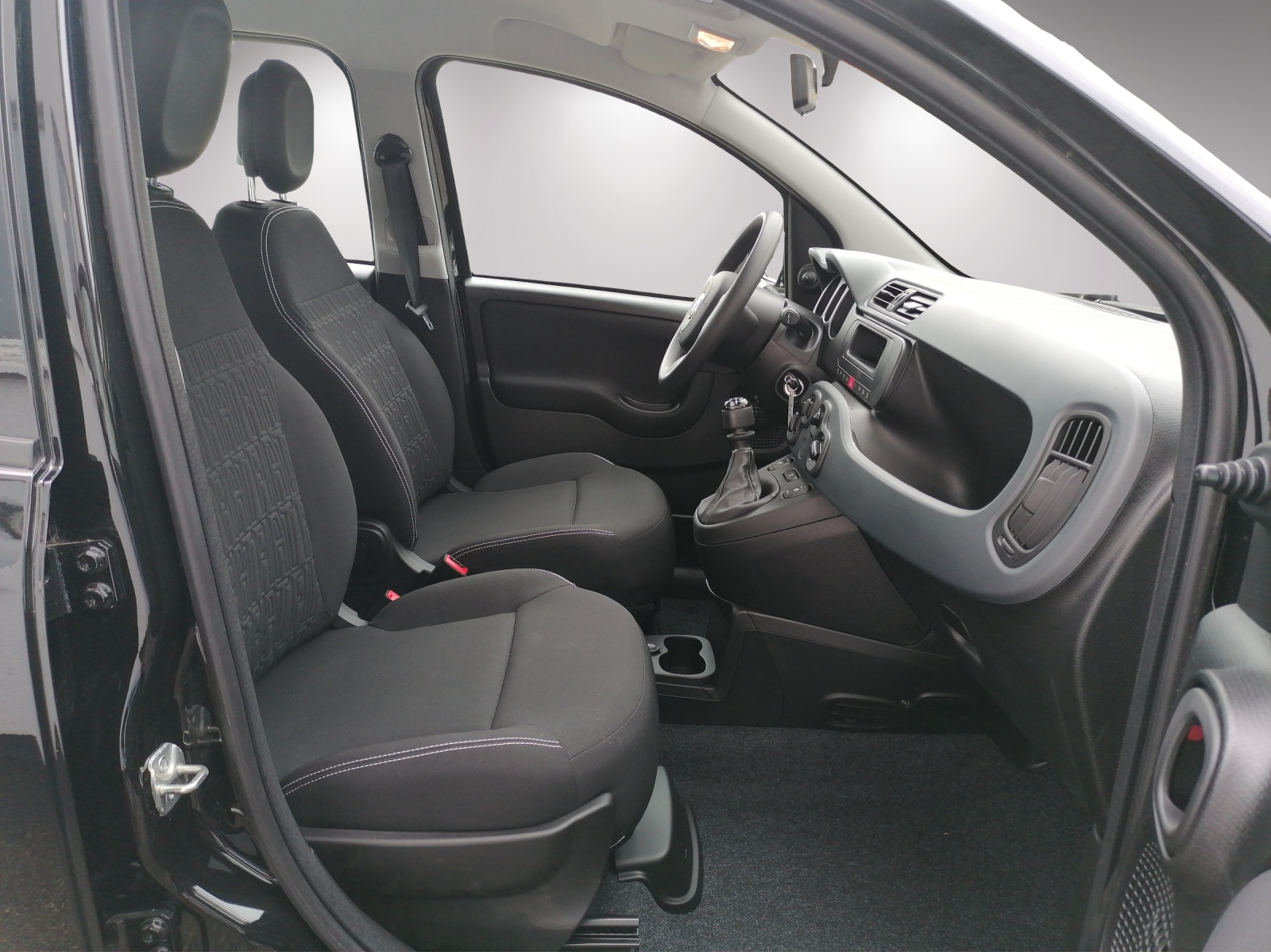 FIAT Panda 1.0 Hybrid Cult-image-5