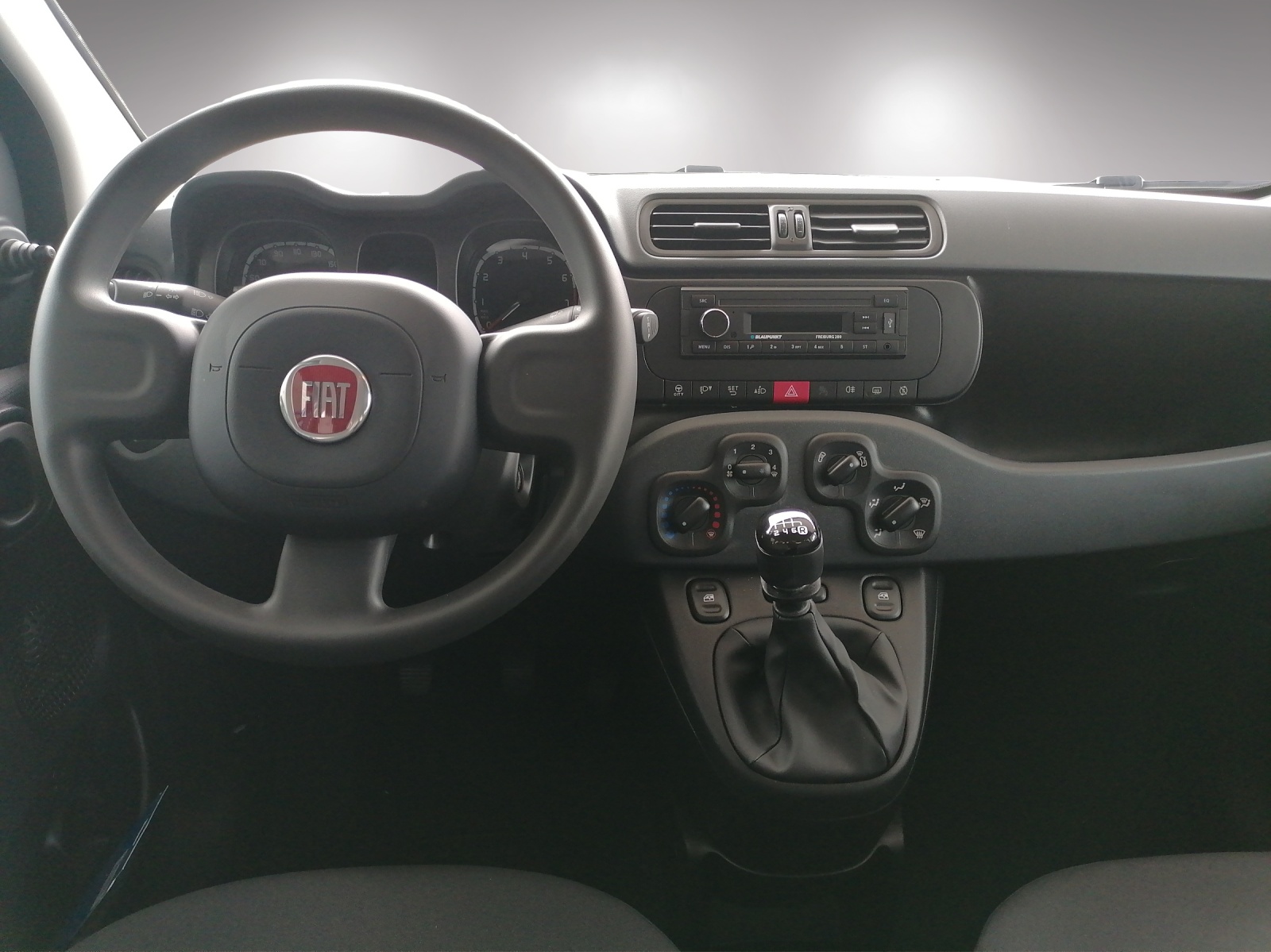 FIAT Panda 1.0 Hybrid Cult-image-4
