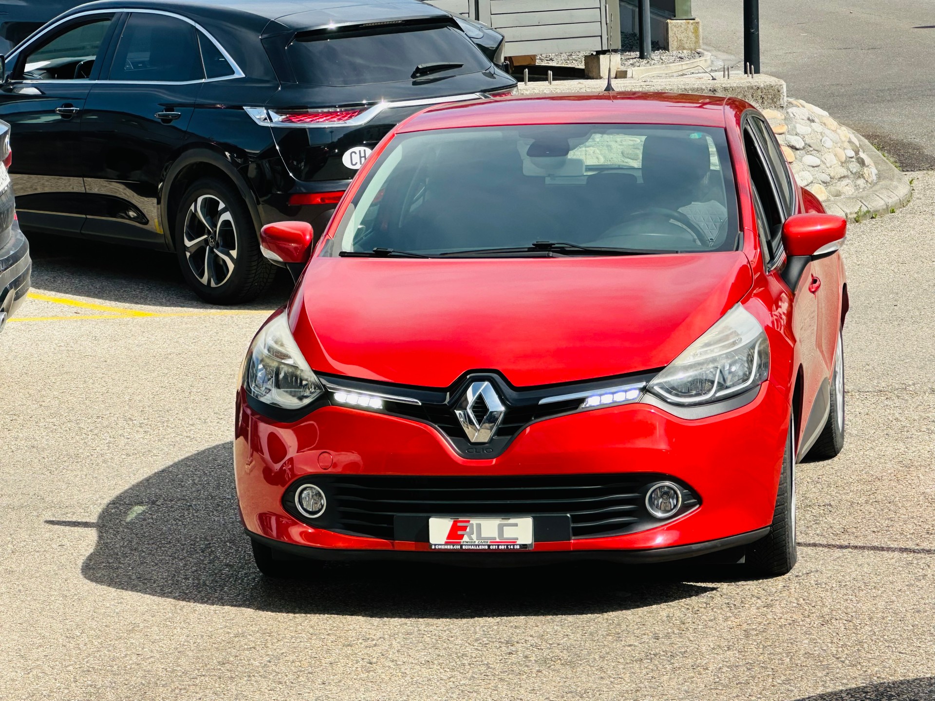 RENAULT Clio 0.9 12V Expression-image-4
