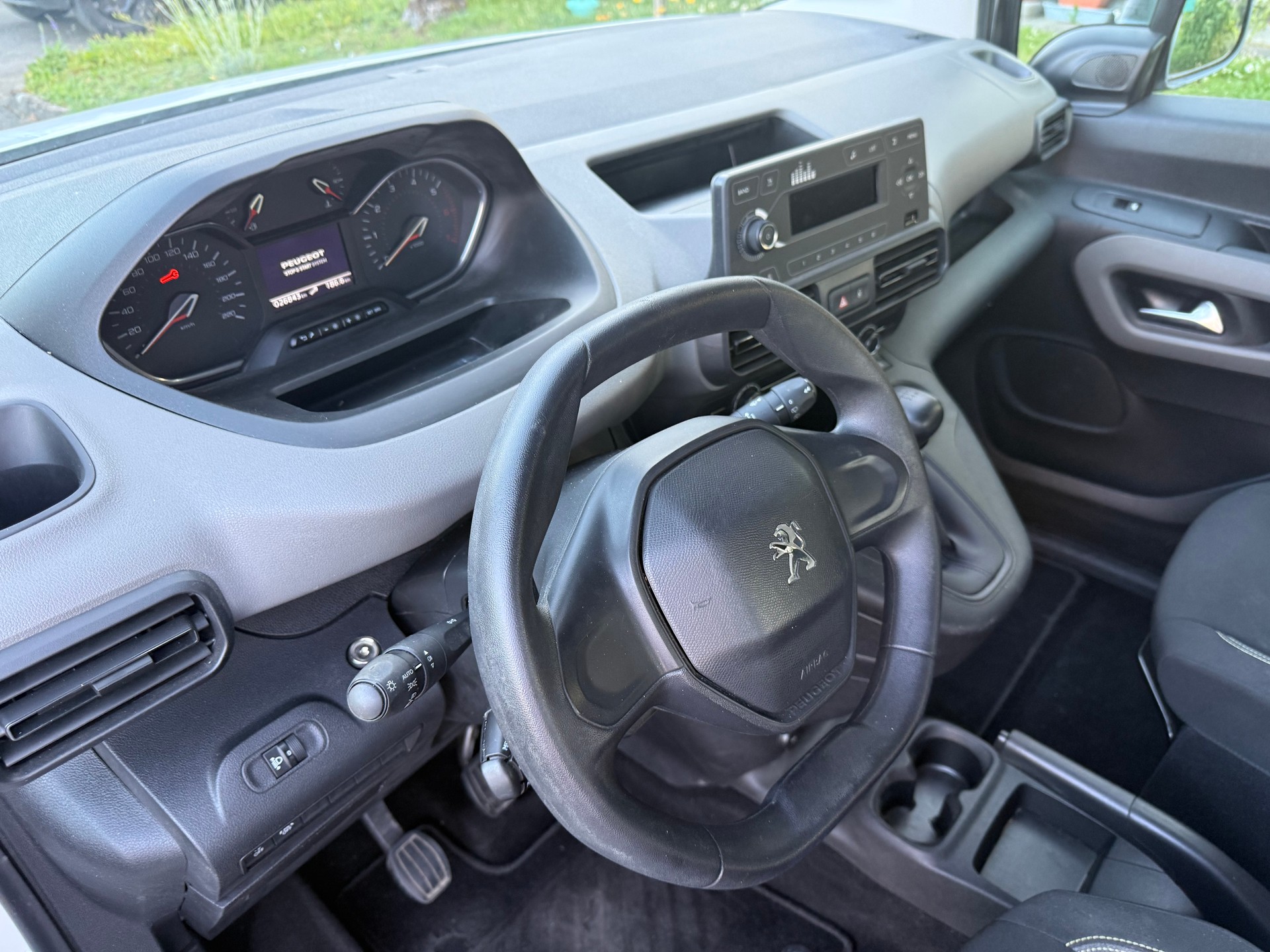 PEUGEOT Rifter 1.2 PureTech Active-image-6