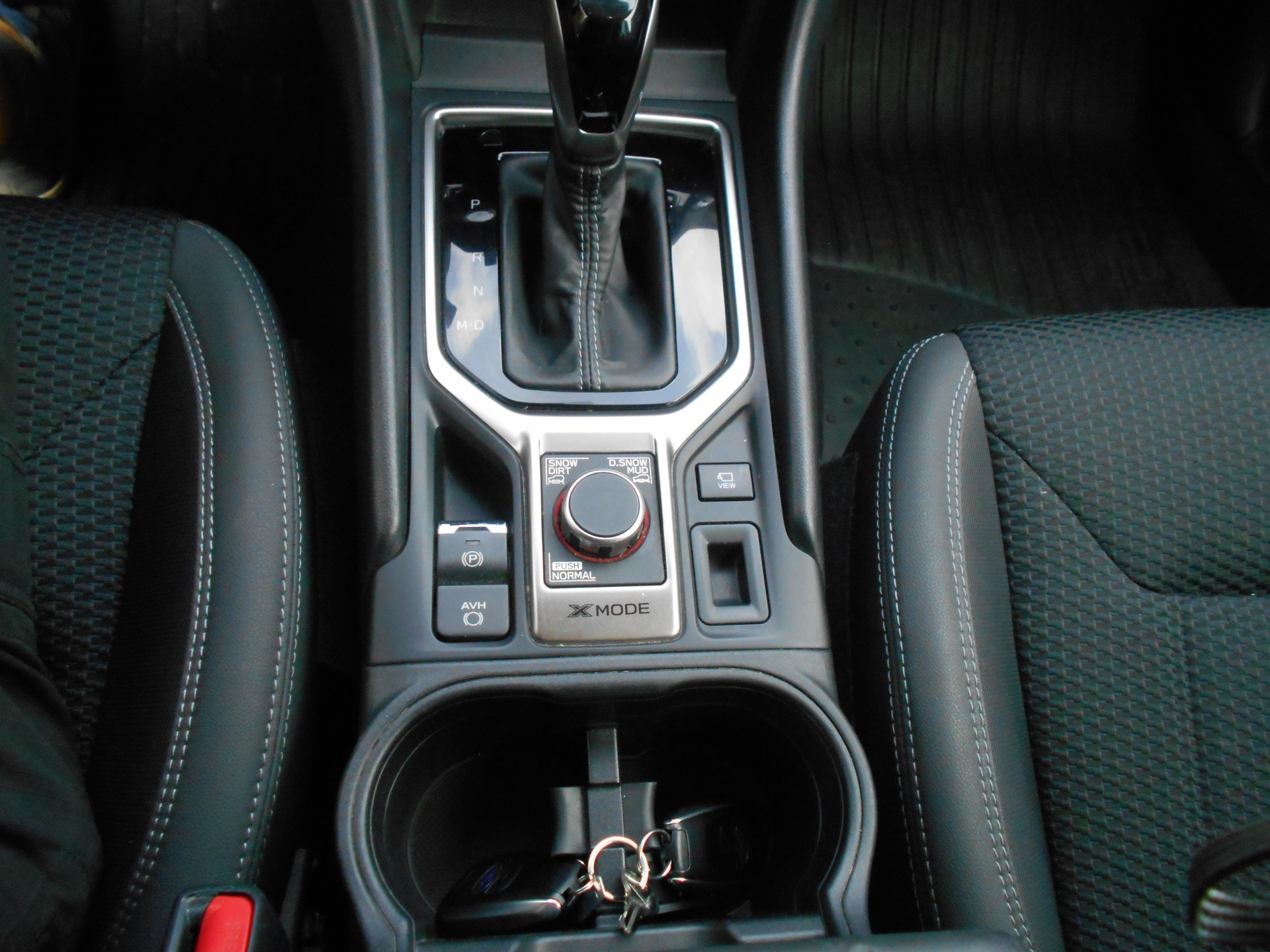 SUBARU Forester 2.0i e-Boxer Swiss Plus Lineartronic-image-7
