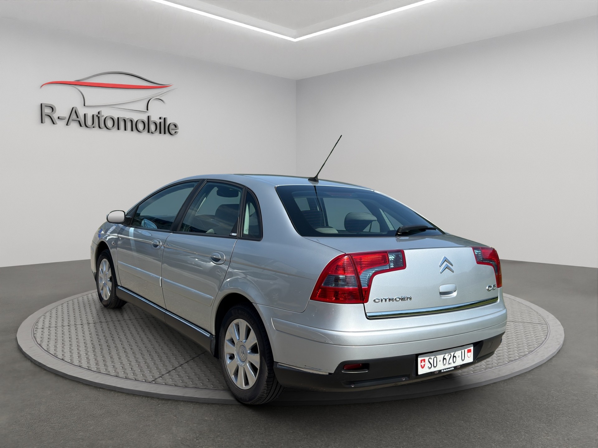 CITROEN C5 Berline 2.2 HDi Exclusive Automatic-image-2