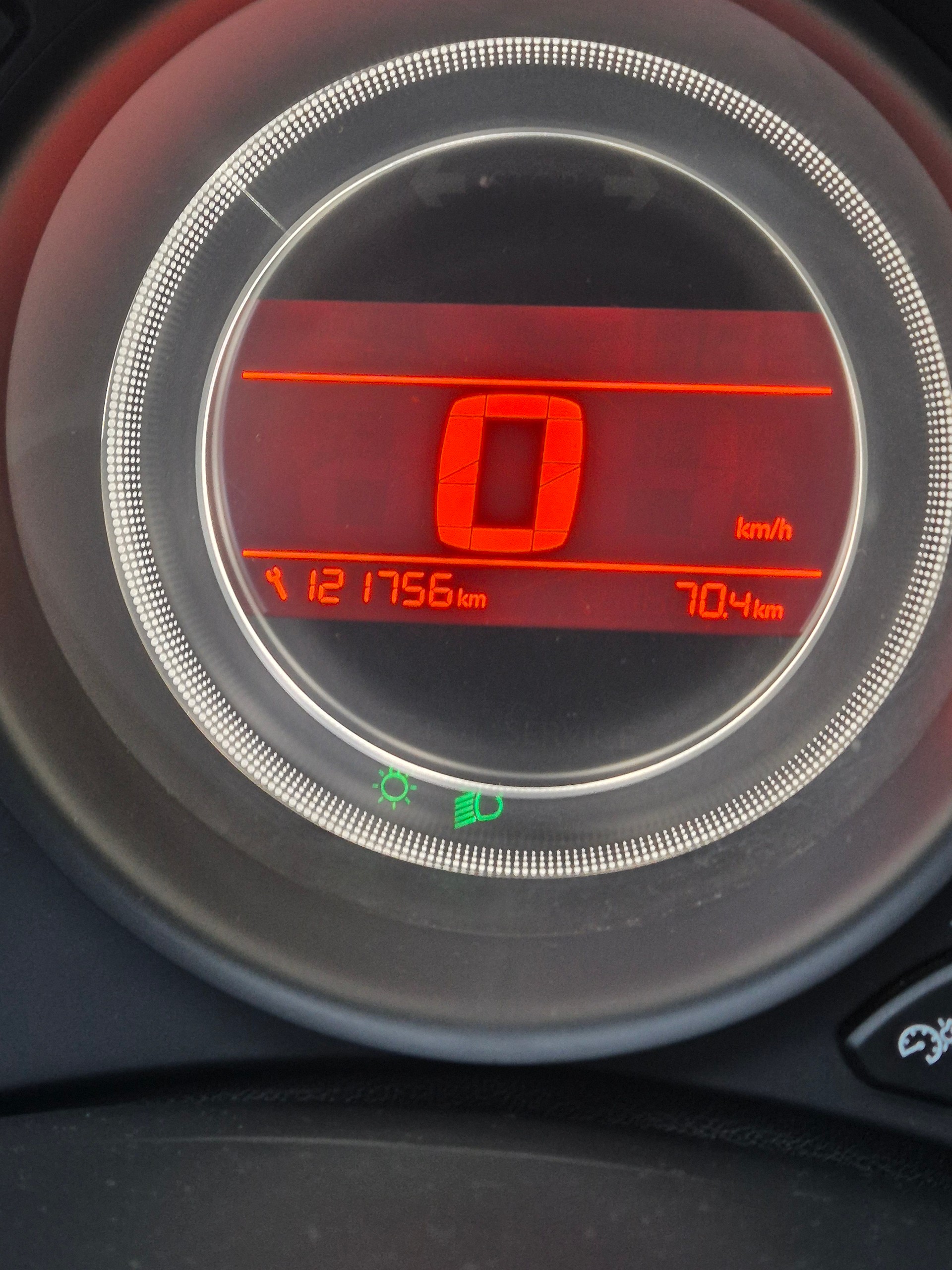 CITROEN C4 1.2 Pure Tech Feel-image-11