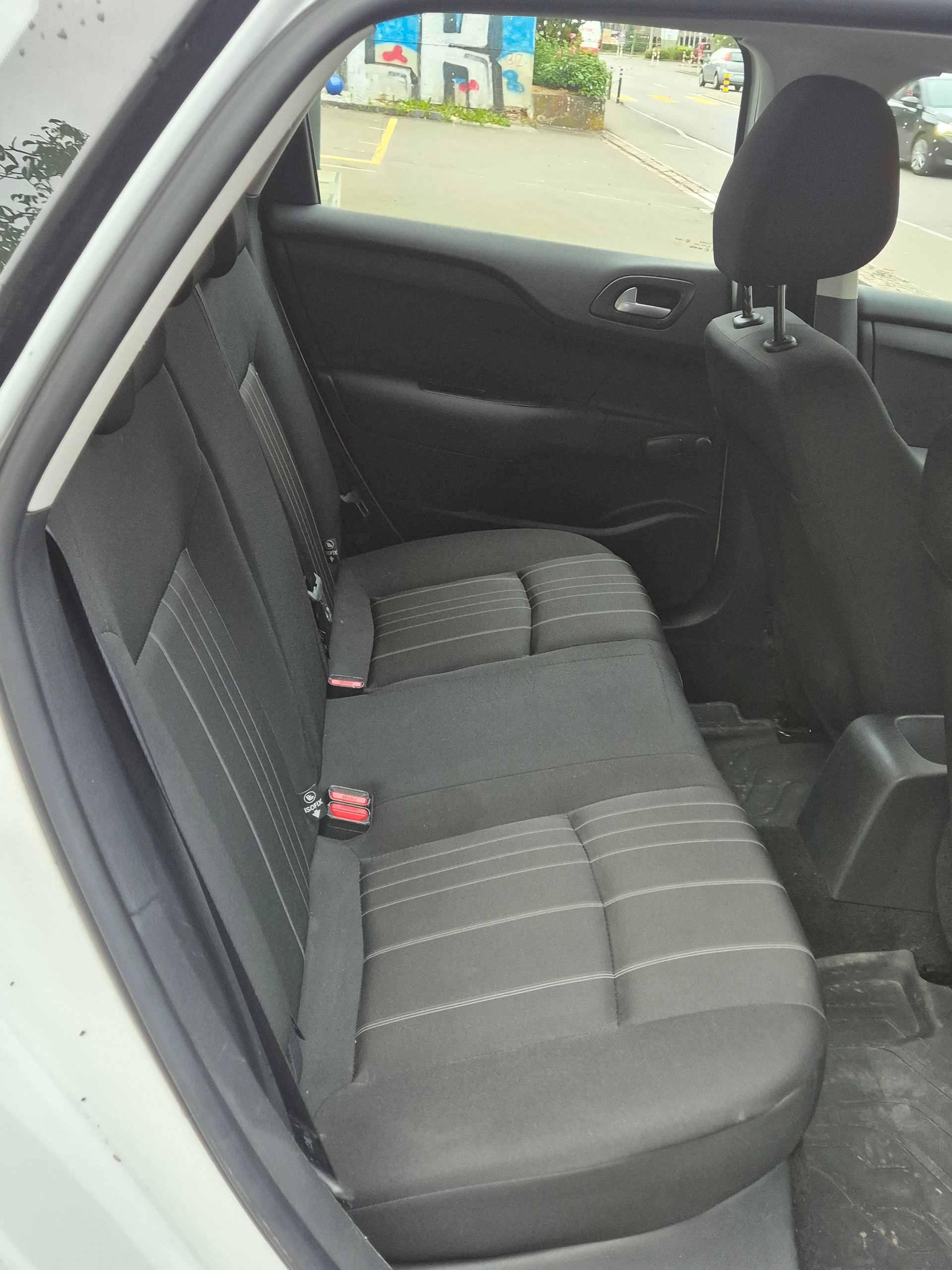 CITROEN C4 1.2 Pure Tech Feel-image-8