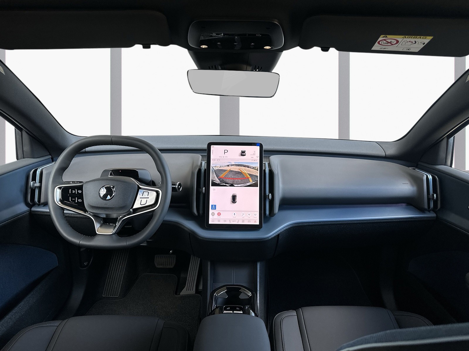 VOLVO EX30 E60 Plus Swiss Black Edition-image-8