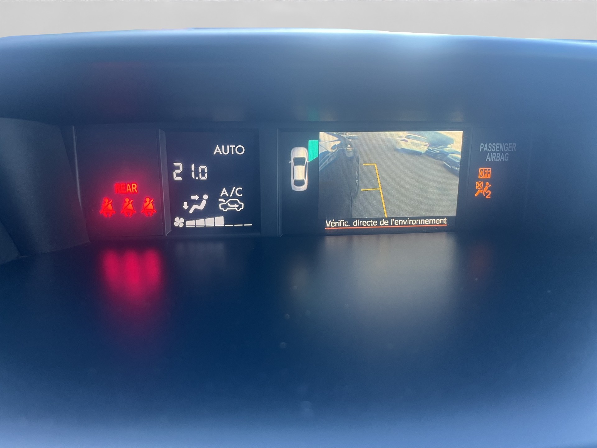 SUBARU Forester 2.0i Executive Lineartronic-image-14