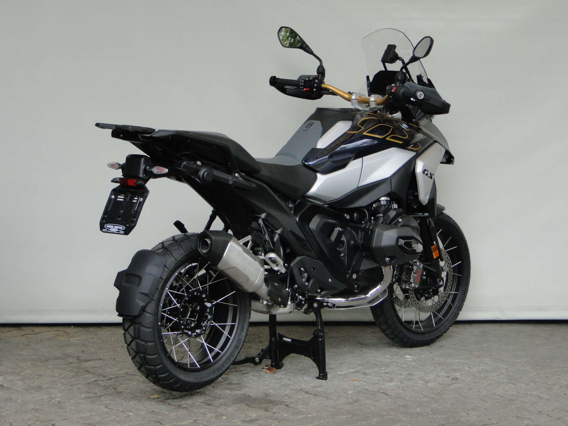 BMW R 1300 GS ASA BOXER BONUS & 2.9% LEASING-showroom-element-3
