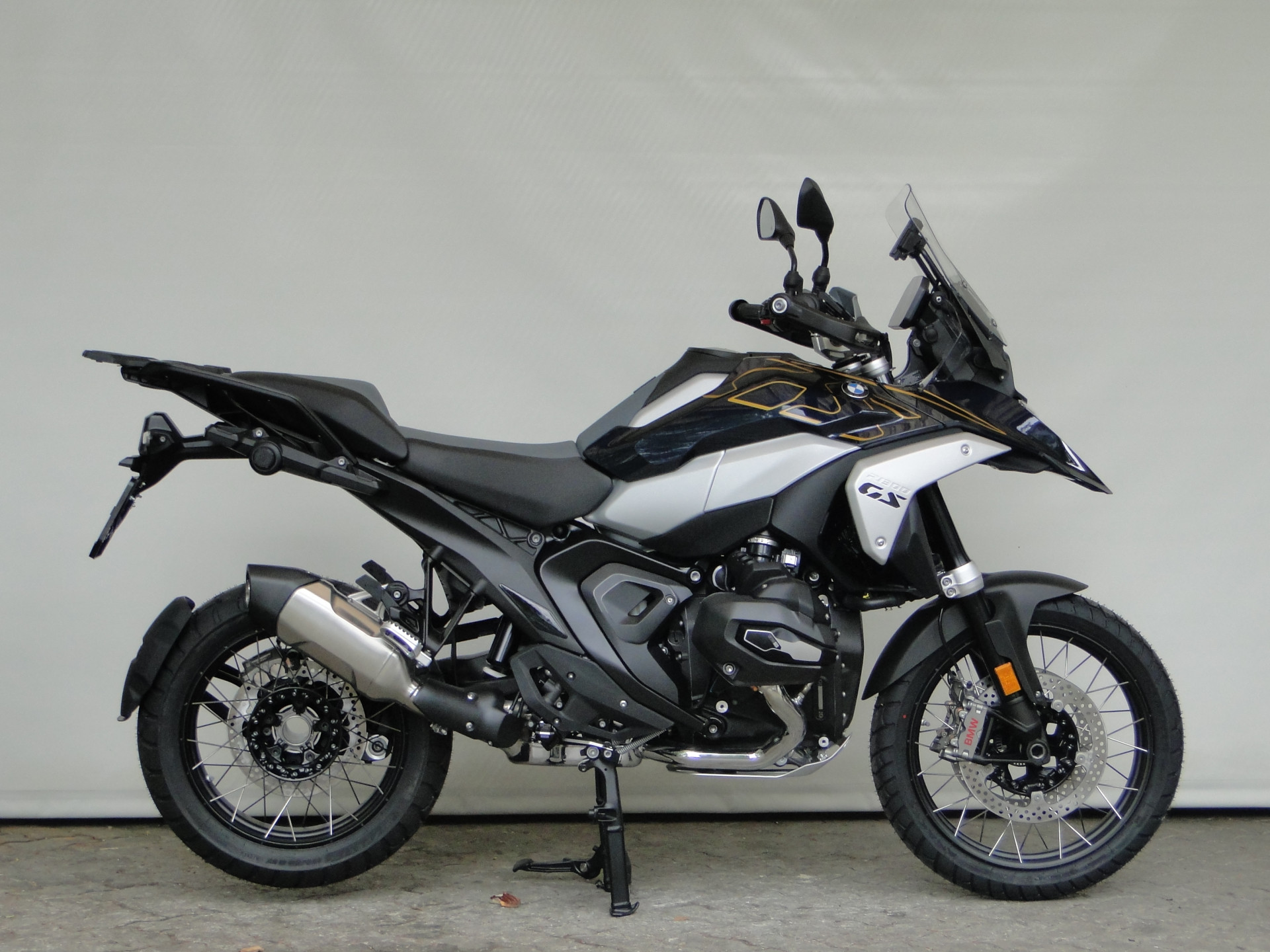 BMW R 1300 GS ASA BOXER BONUS & 2.9% LEASING-showroom-element-1