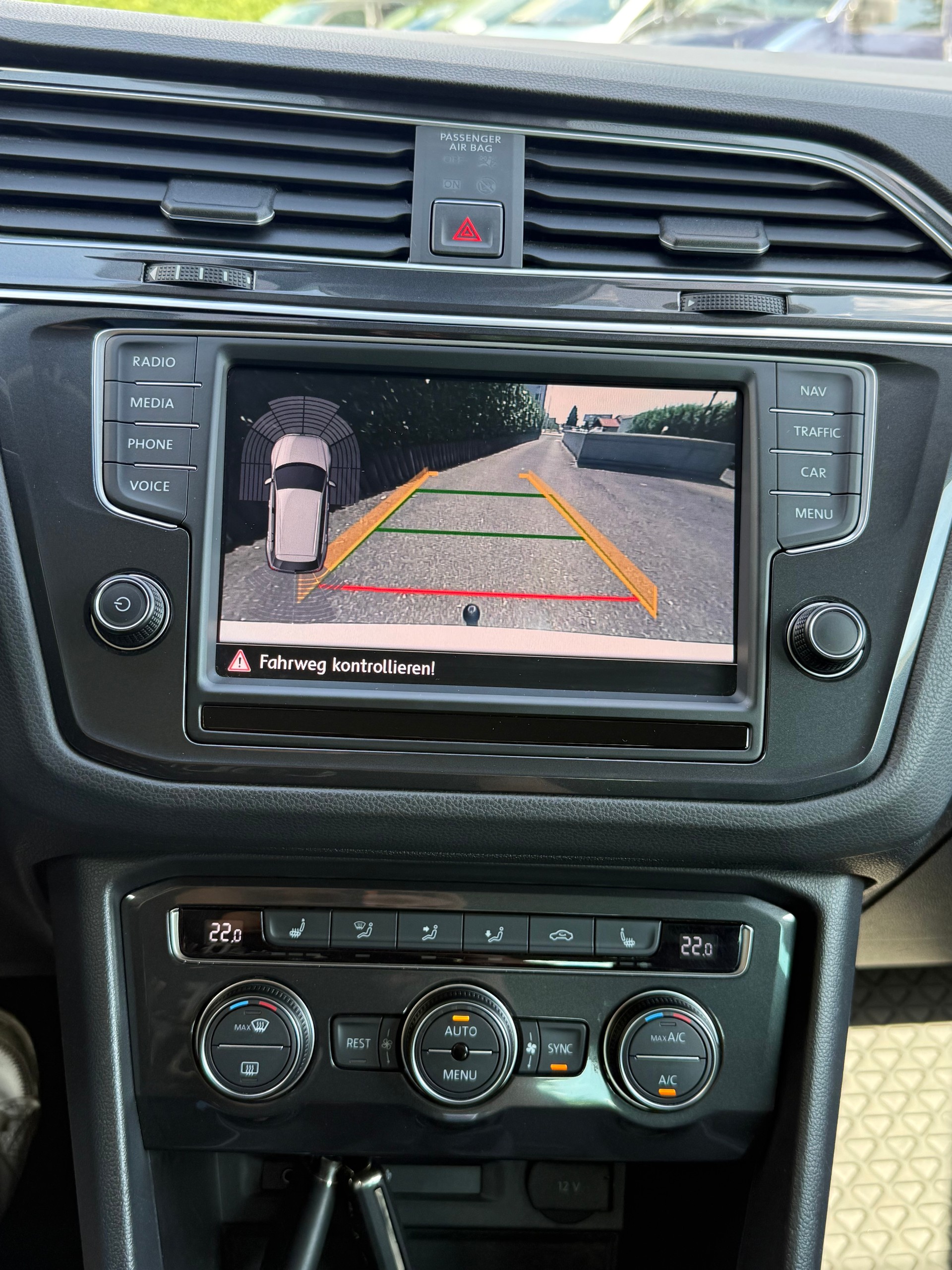 VW Tiguan 2.0 TDI SCR Highline4Motion DSG-image-17