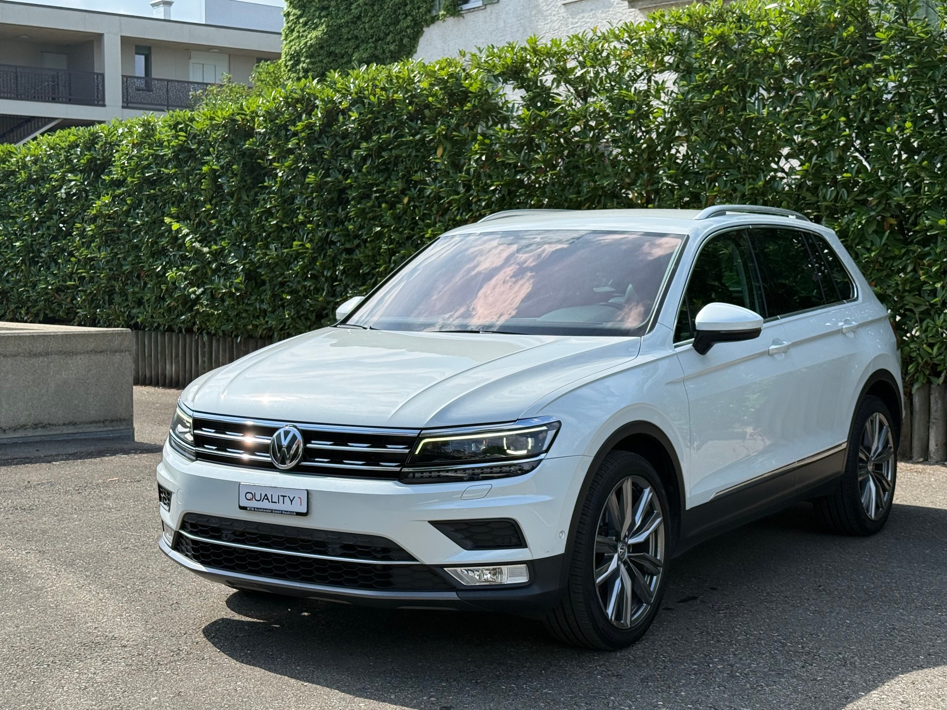 VW Tiguan 2.0 TDI SCR Highline4Motion DSG-image-4