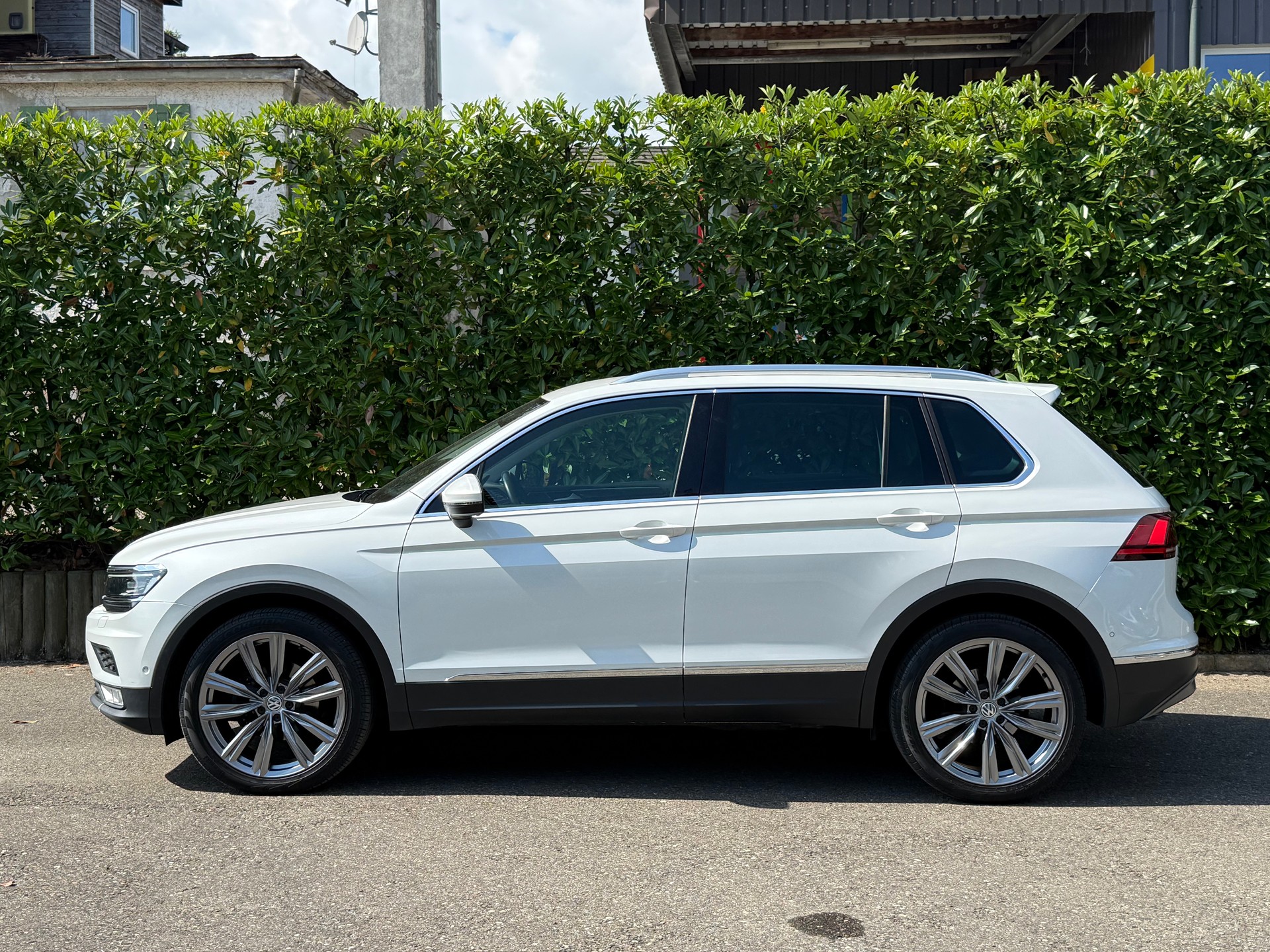 VW Tiguan 2.0 TDI SCR Highline4Motion DSG-image-7