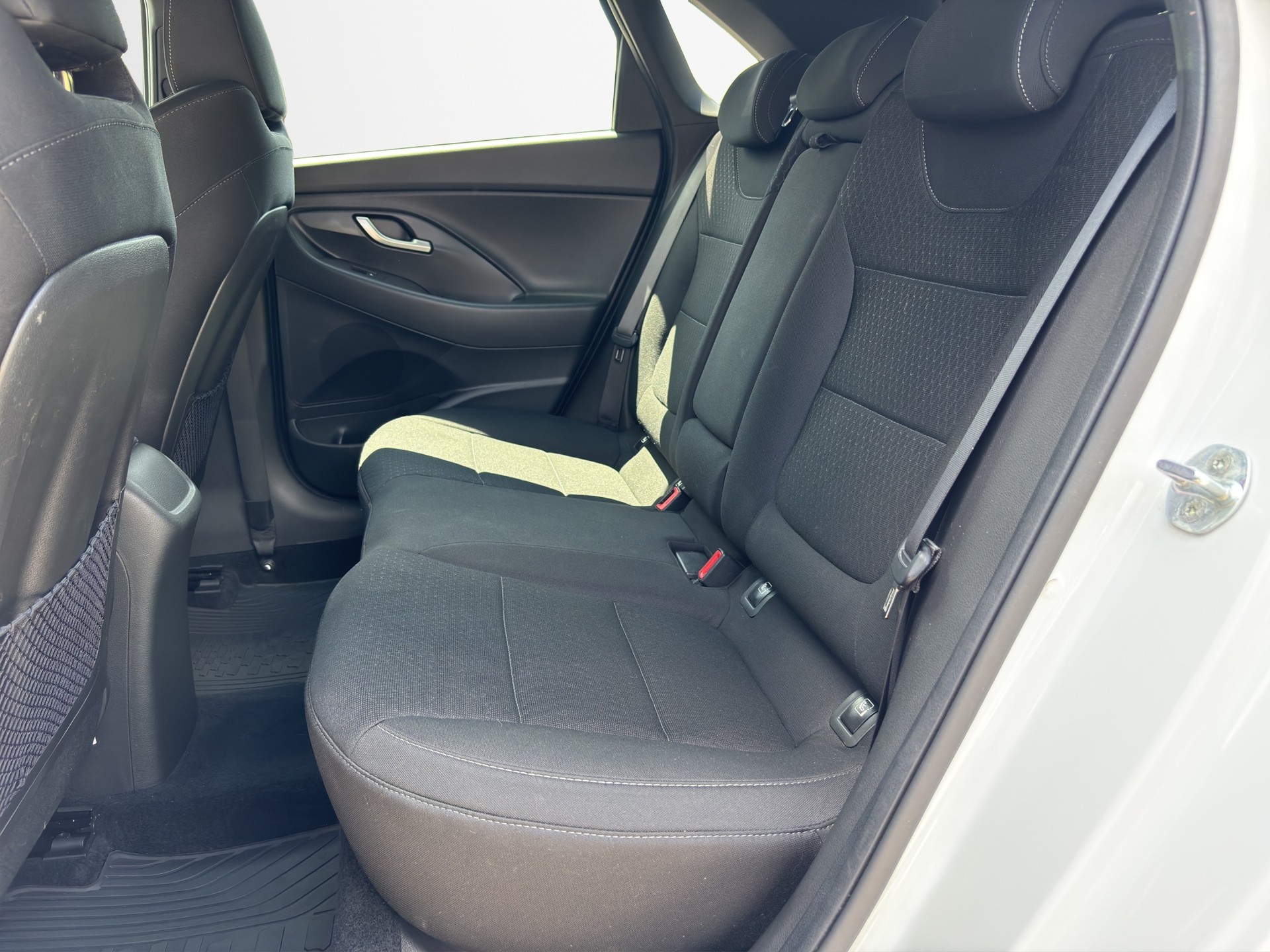 HYUNDAI i30 1.4 T-GDi N-Line DCT-image-11