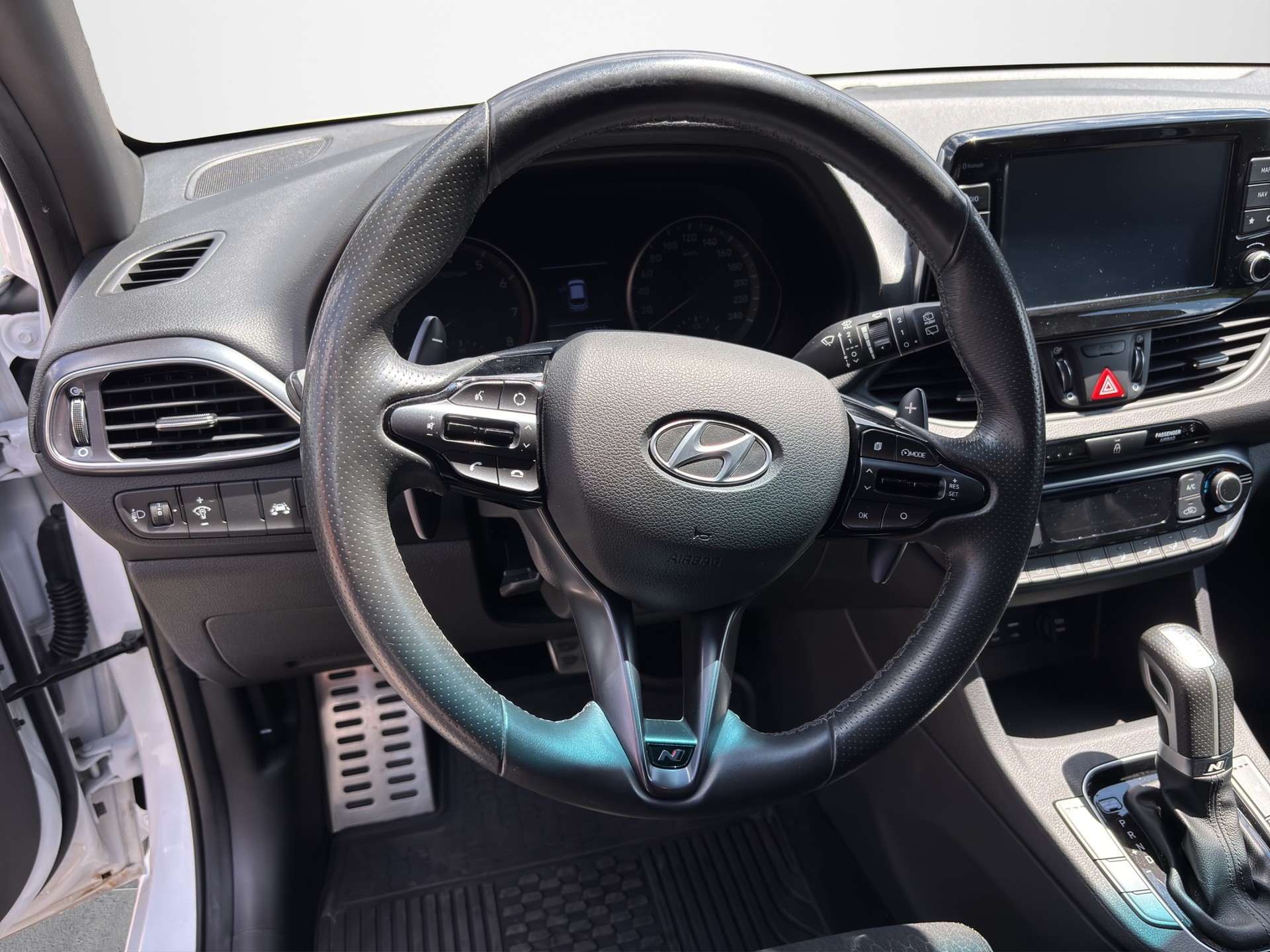 HYUNDAI i30 1.4 T-GDi N-Line DCT-image-10