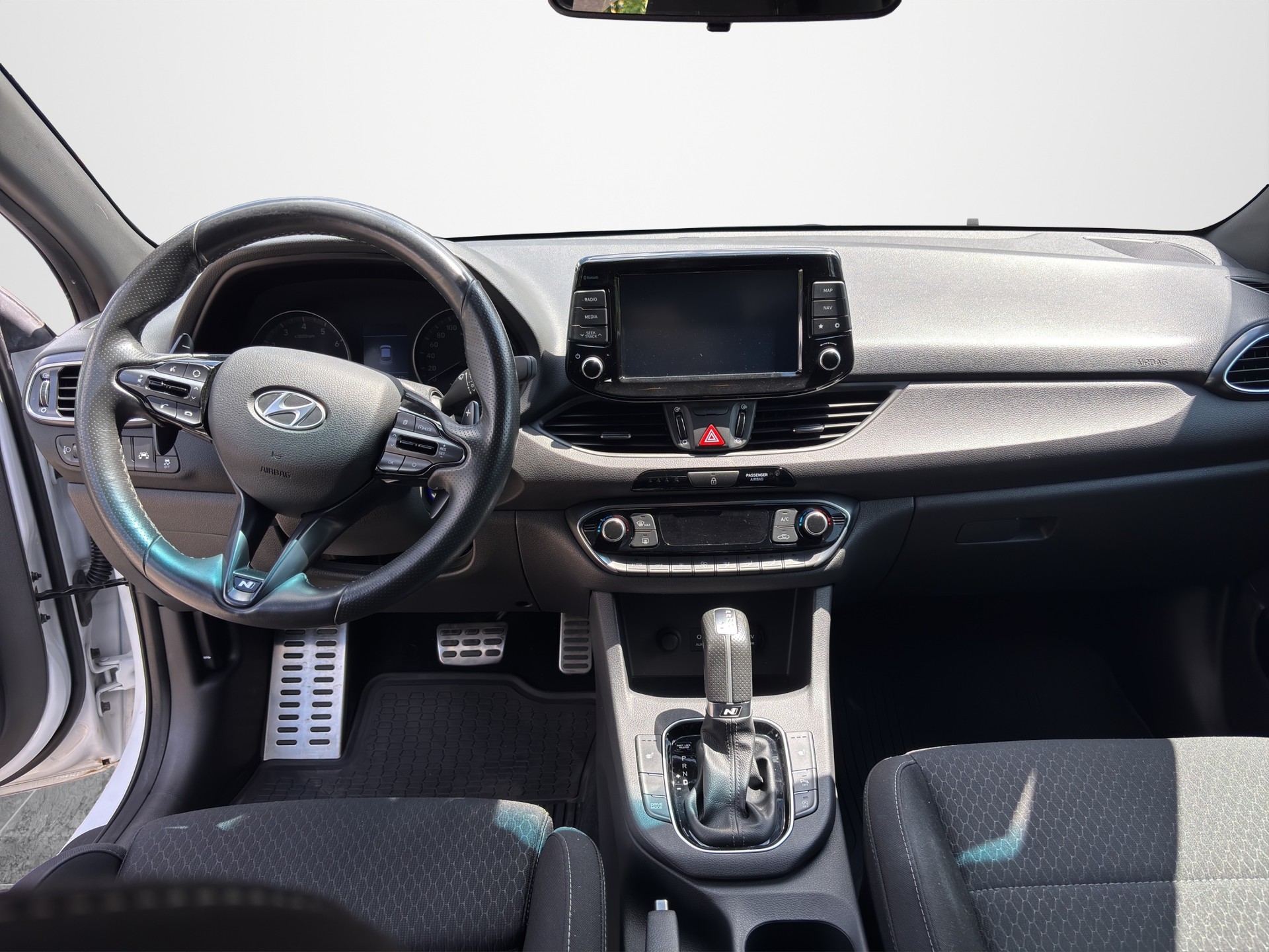 HYUNDAI i30 1.4 T-GDi N-Line DCT-image-12