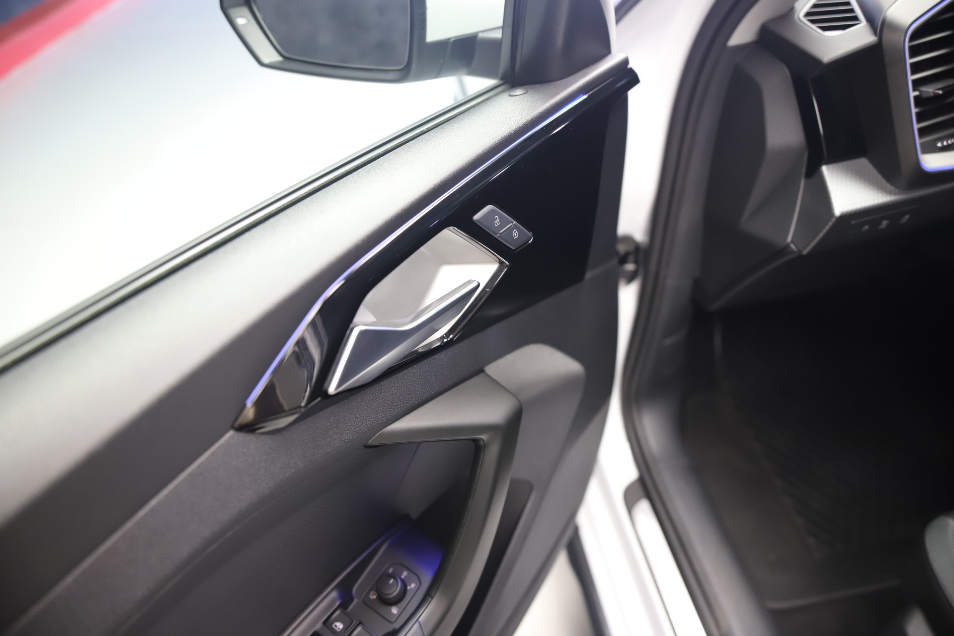 AUDI A1 allstreet 35 TFSI S-tronic-image-9