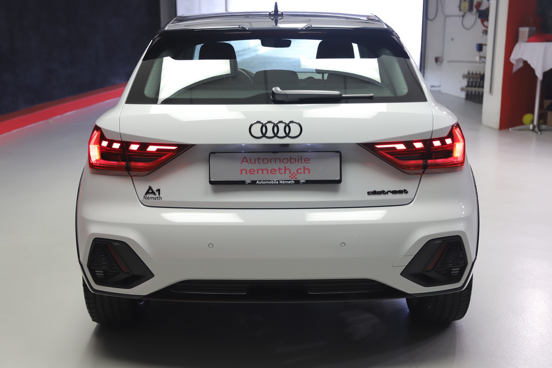 AUDI A1 allstreet 35 TFSI S-tronic-image-3