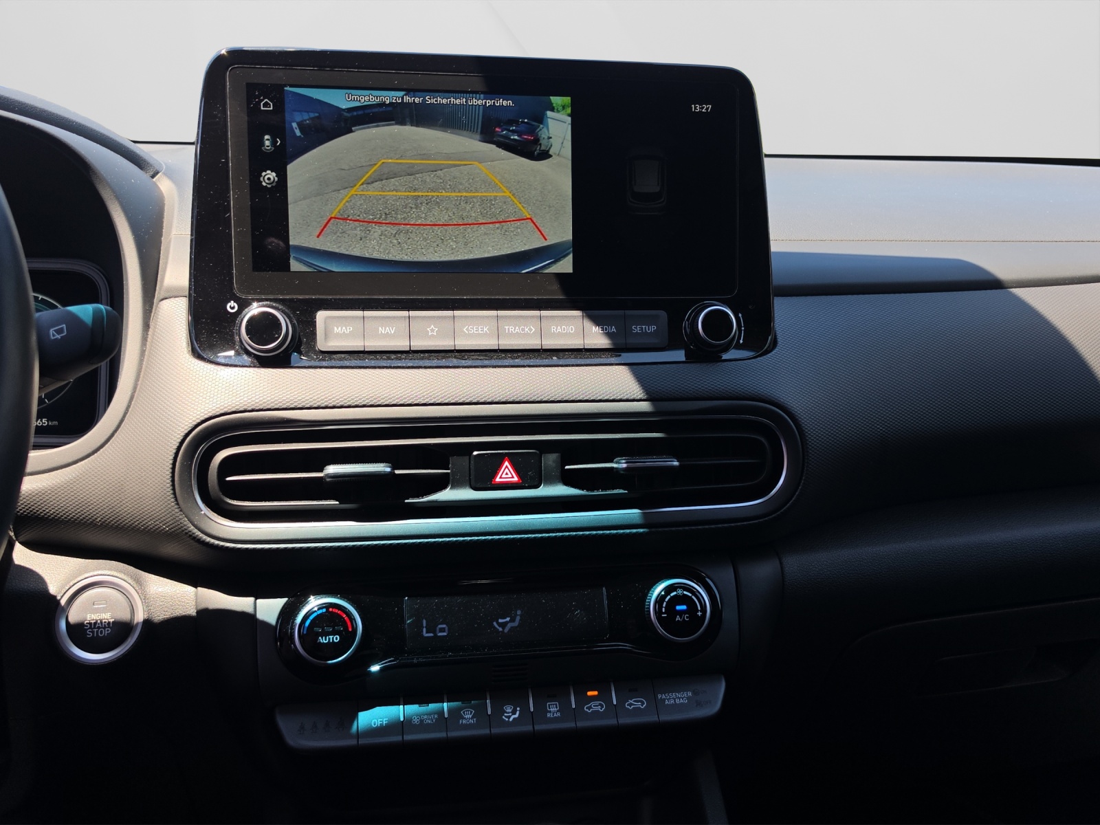 HYUNDAI Kona 1.6 GDi Hybrid Vertex-image-16