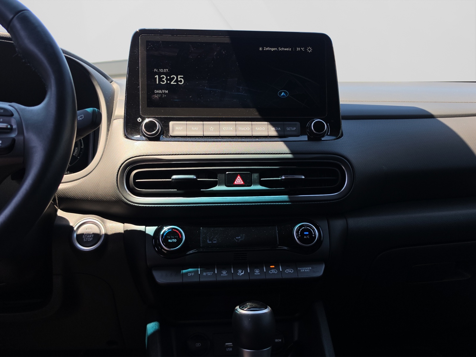 HYUNDAI Kona 1.6 GDi Hybrid Vertex-image-12