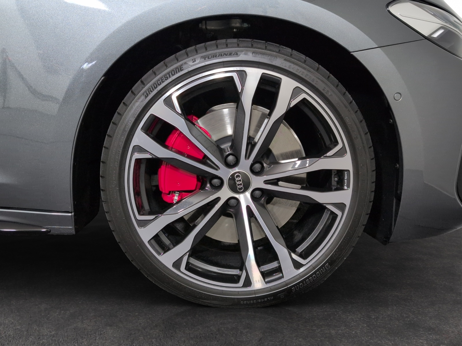 AUDI A5 Avant e-hybrid quattro 270 kW S tronic-image-4