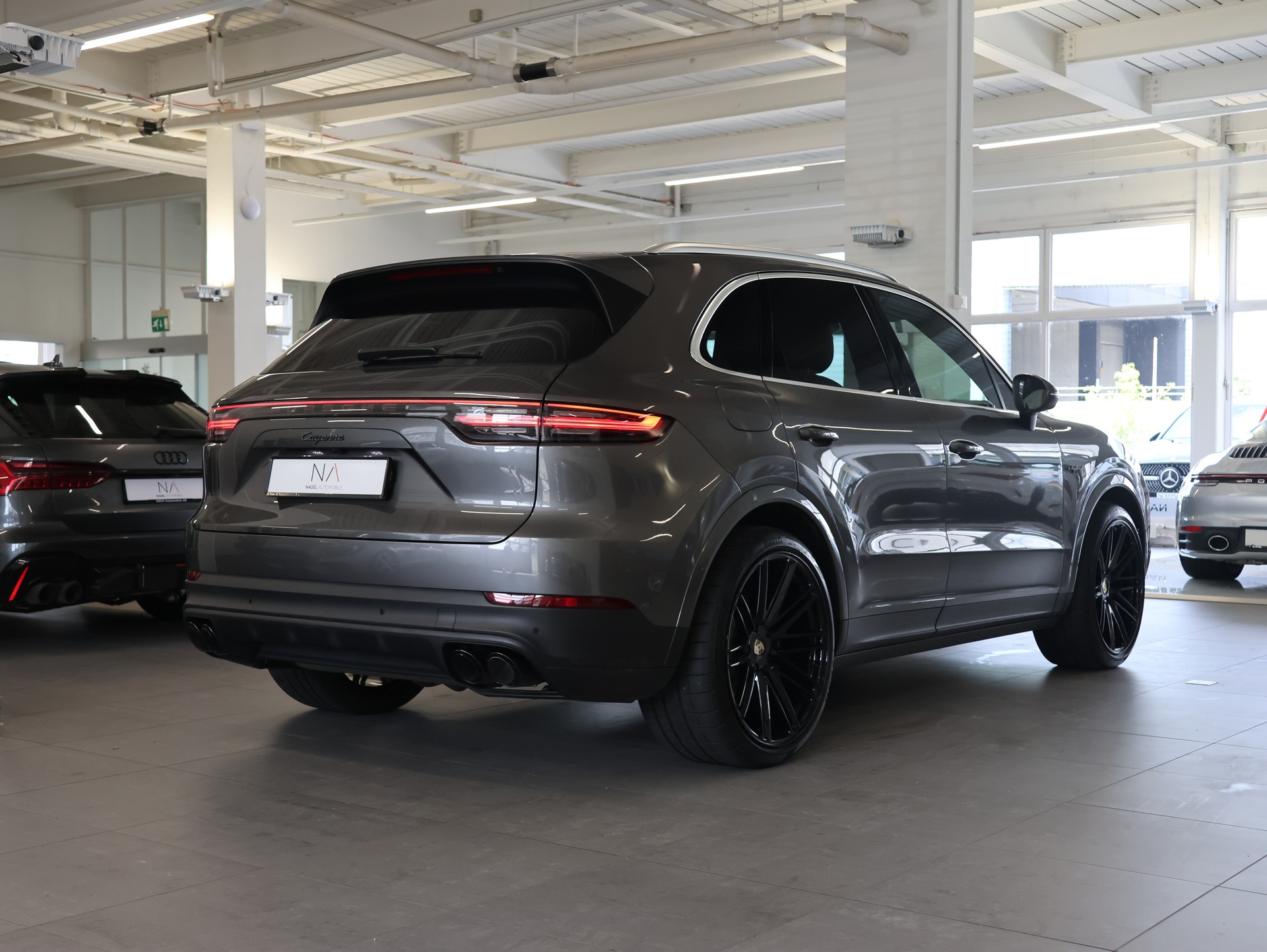 PORSCHE Cayenne E-Hybrid *360 Kamera* *Burmester* *Panorama*-image-5
