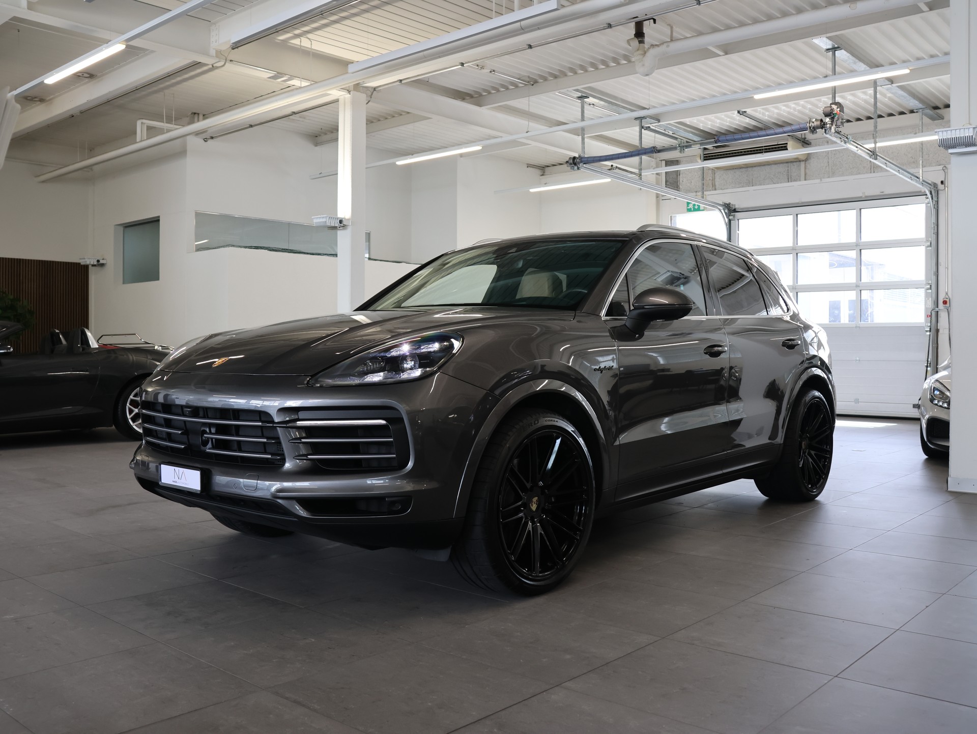 PORSCHE Cayenne E-Hybrid *360 Kamera* *Burmester* *Panorama*-image-3