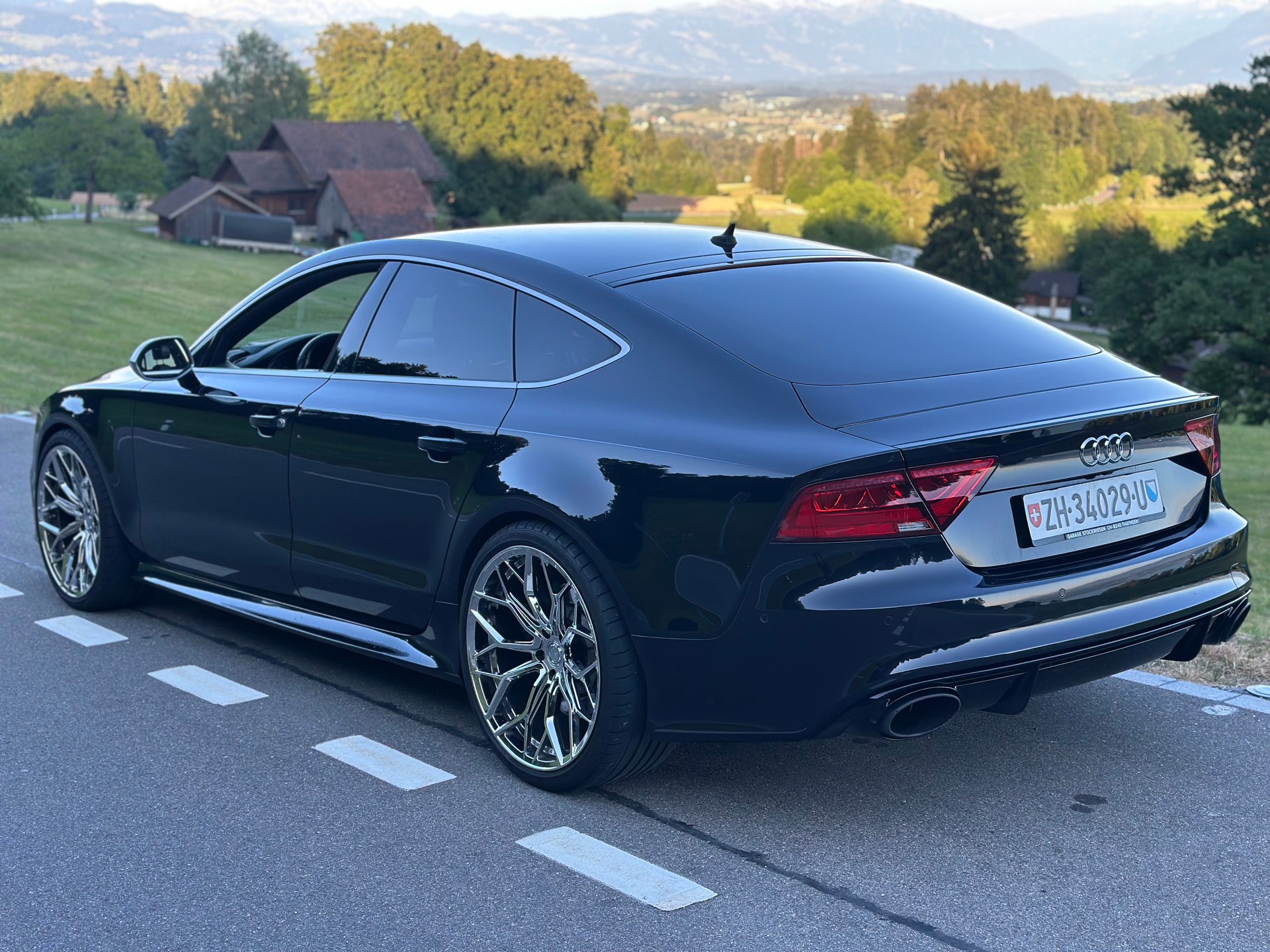 AUDI RS7 Sportback 4.0 TFSI V8 quattro S-tronic-image-3