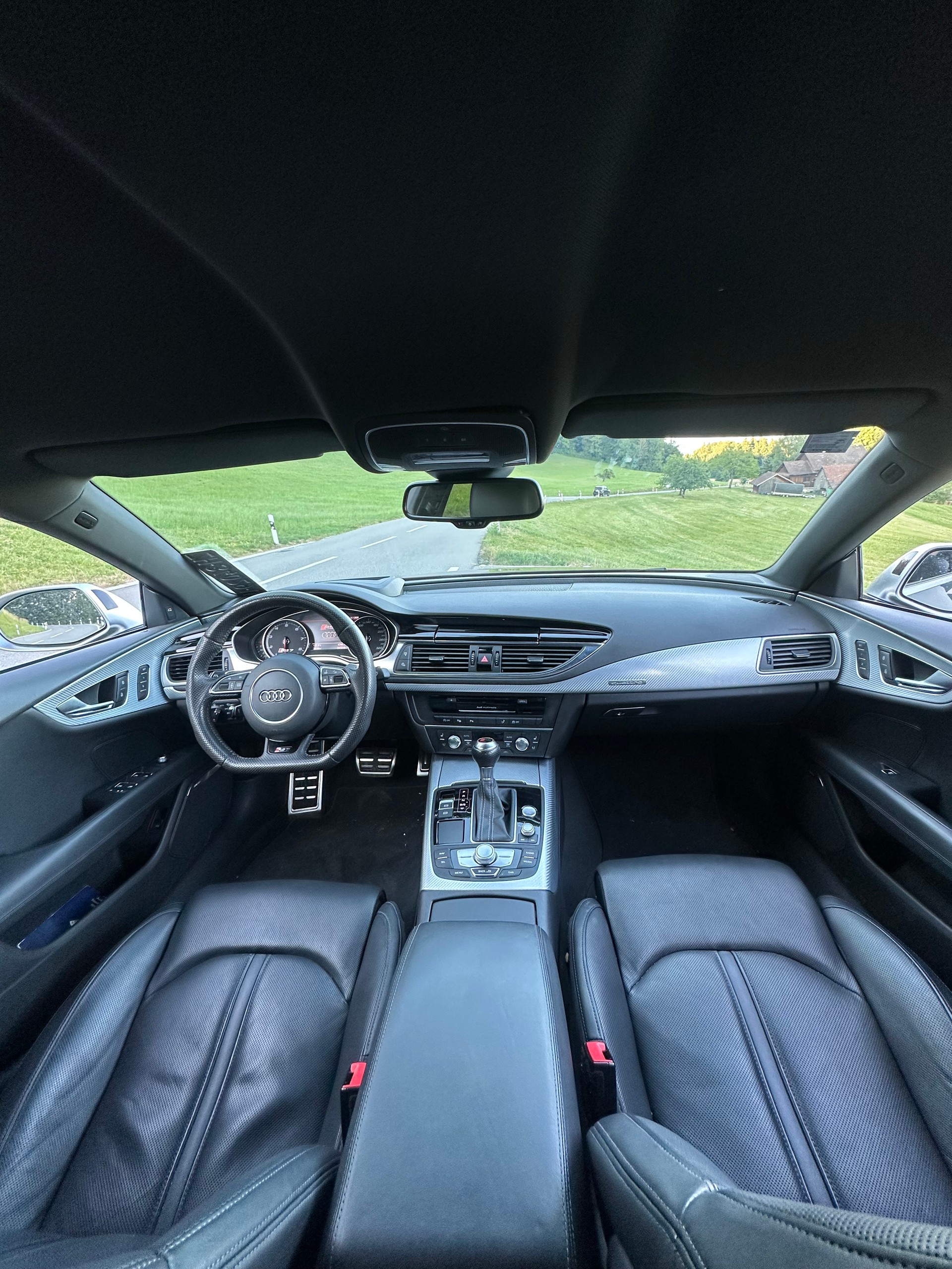 AUDI RS7 Sportback 4.0 TFSI V8 quattro S-tronic-image-6