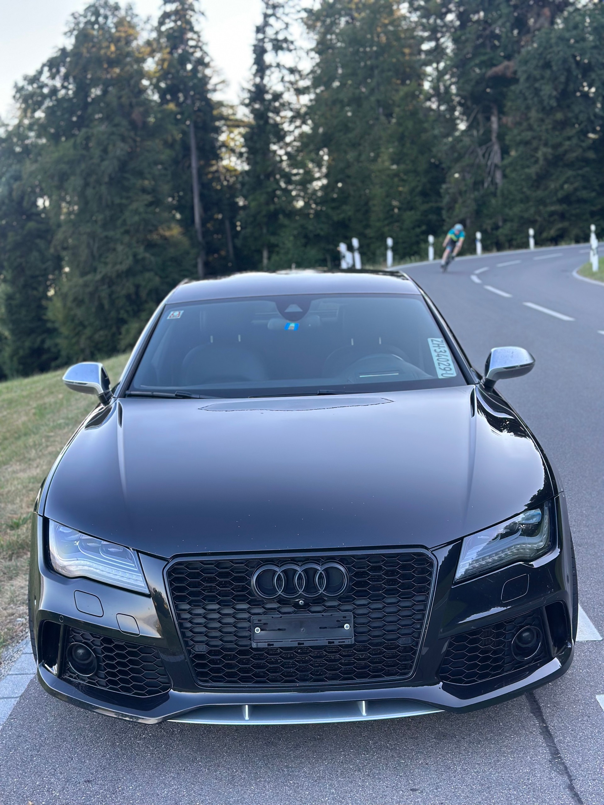AUDI RS7 Sportback 4.0 TFSI V8 quattro S-tronic-image-4